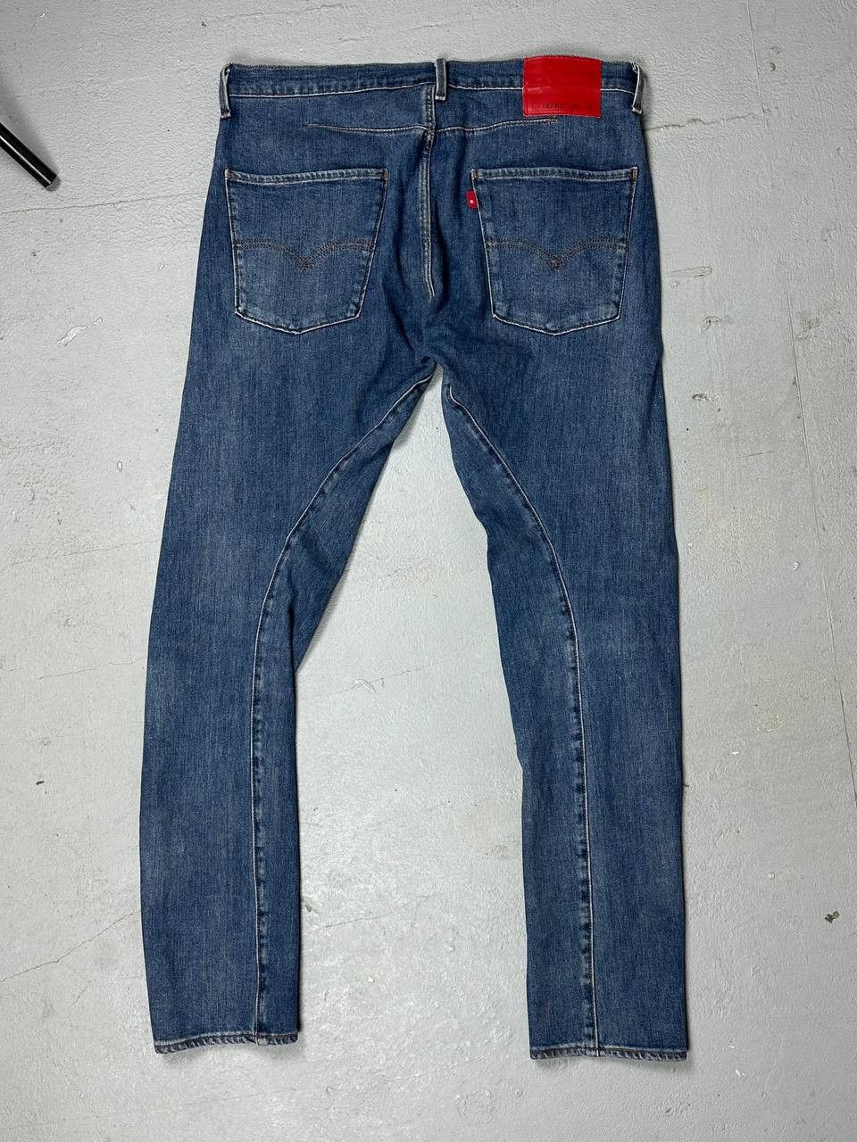 Levi's × Vintage Levi's Engineered Jeans Asymmetrical Denim Jeans Arc Fit Size US 33 - 10 Thumbnail