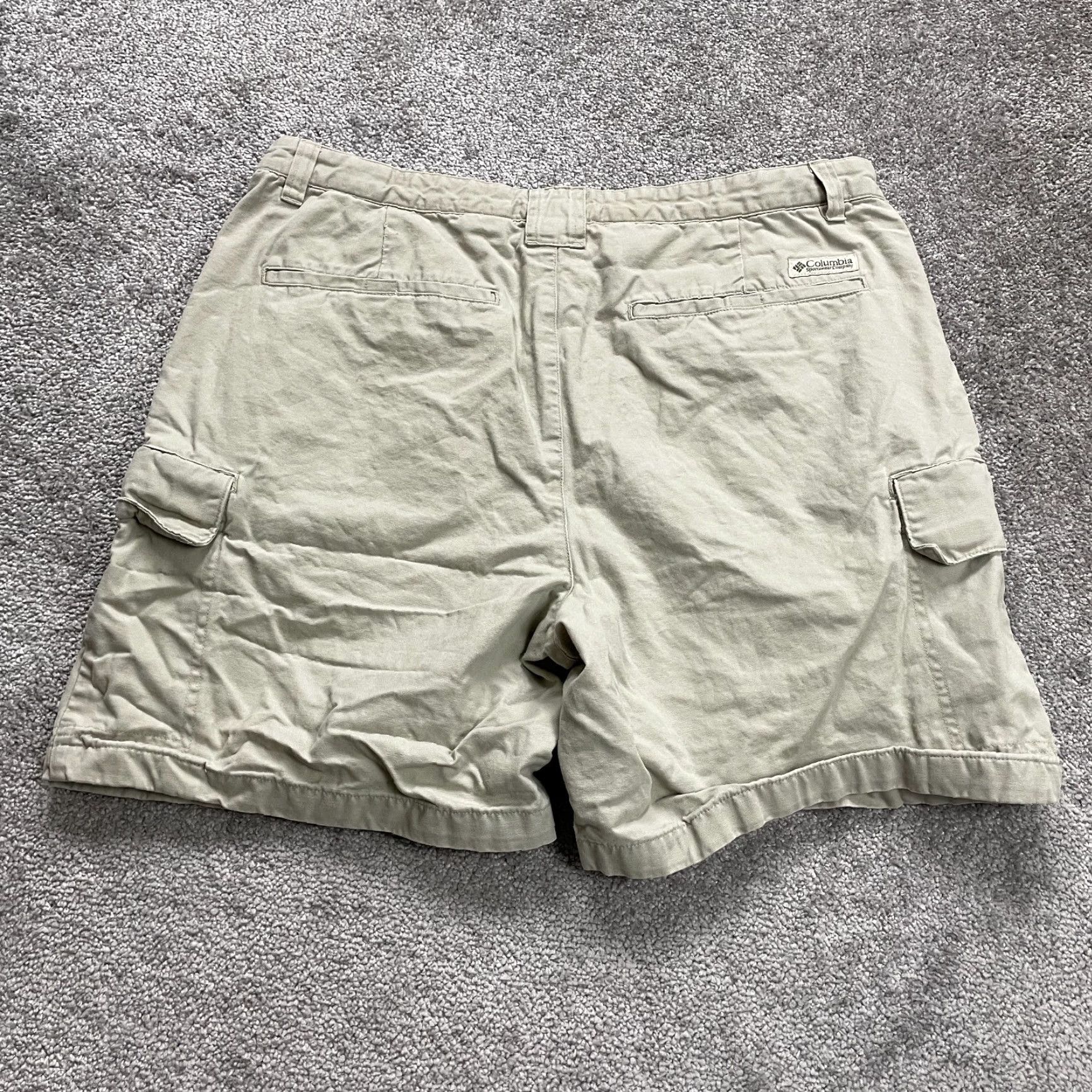 Vintage Columbia Cargo Shorts Mens 38 Beige Cotton Outdoor Fishing 38x7.5 Size US 38 / EU 54 - 2 Thumbnail