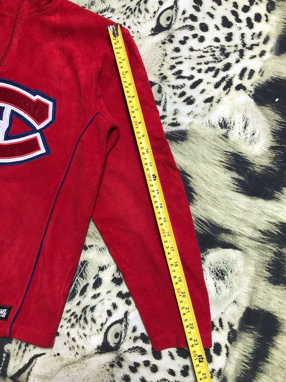 NHL Vintage 80s Calgary Flames logo fleece jacket Size US S / EU 44-46 / 1 - 10 Thumbnail
