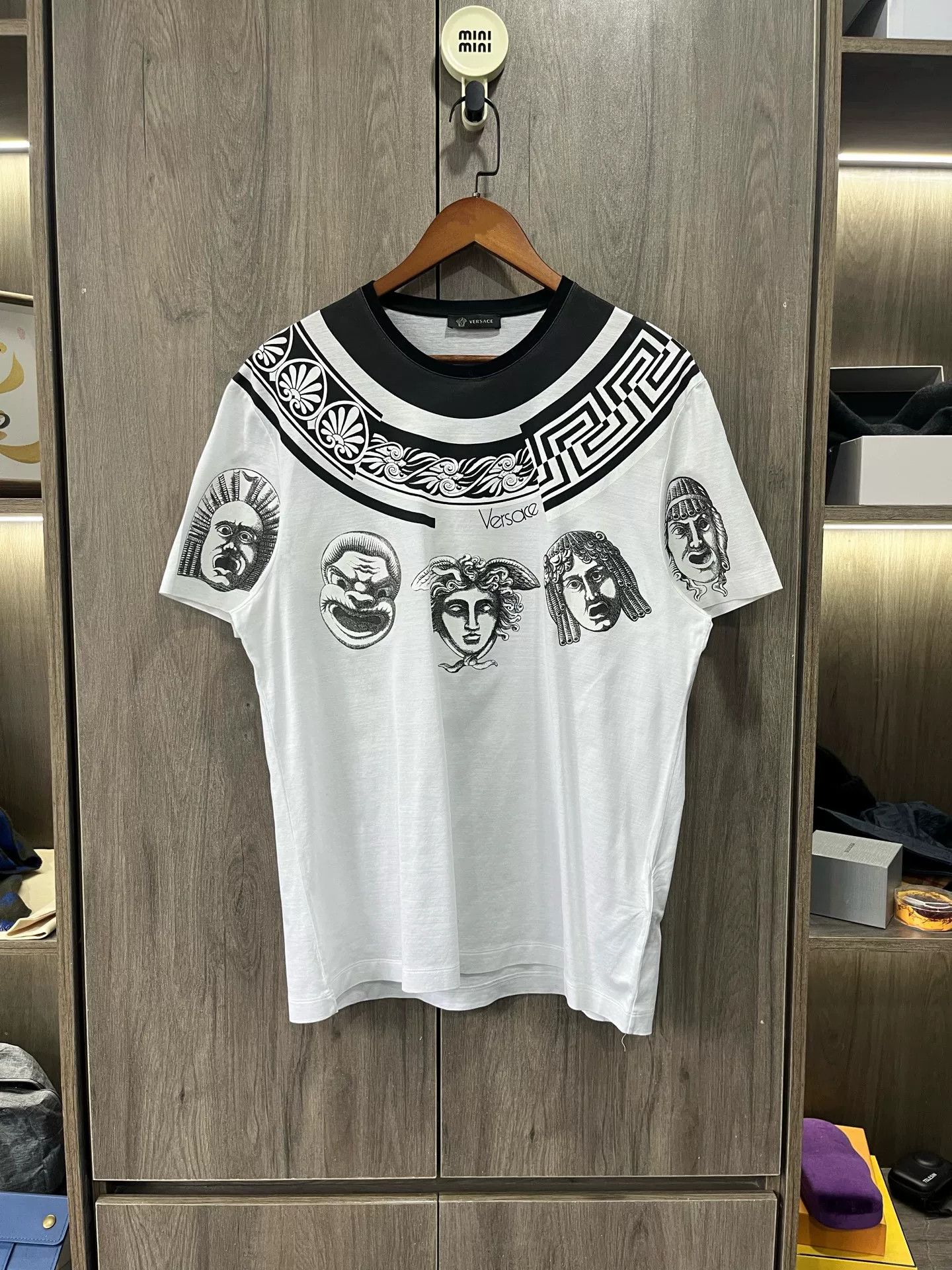 Versace Versace Men's Blue Greek Mythology Print T-shirt Size US M / EU 48-50 / 2 - 1 Thumbnail