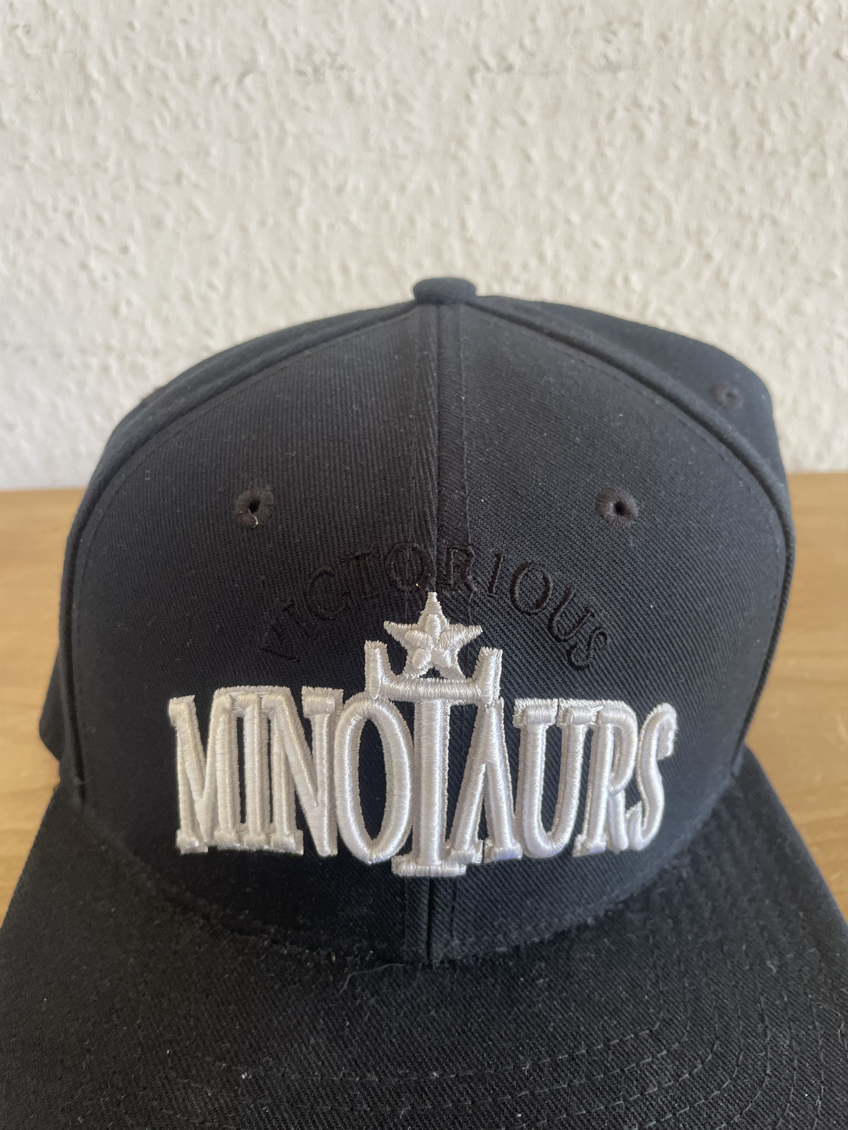Nike × Riccardo Tisci Minotaurs Snapback Cap Black Size ONE SIZE - 2 Thumbnail