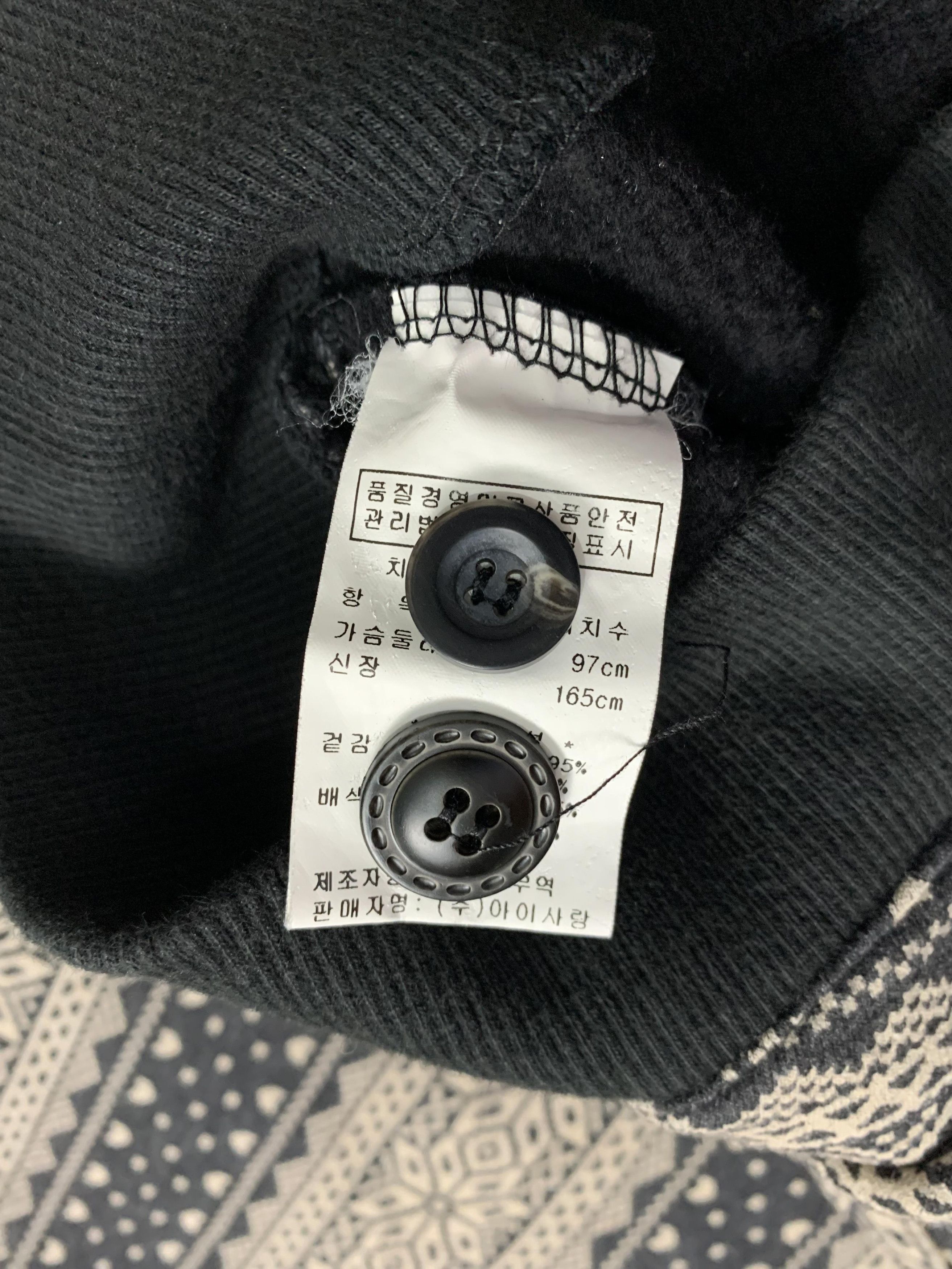 Japanese Brand AISR Boxy Vintage Fur Hoodie Navajo Size US M / EU 48-50 / 2 - 10 Thumbnail