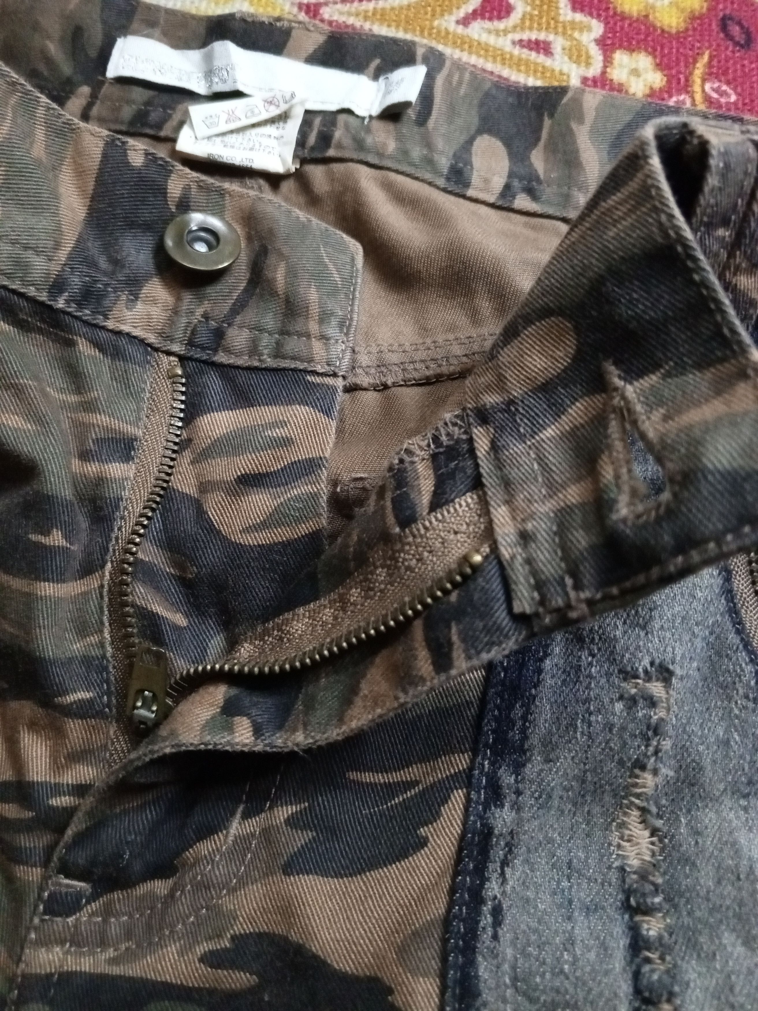 Japanese Brand CLONEDEVGRU CAMO TIGET 3Q MULTIPOCKET RARE Size US 31 - 8 Thumbnail