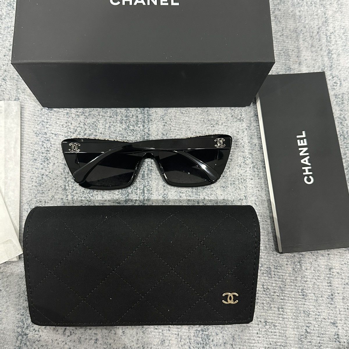 Chanel CHANEL 0CH5540 C622S8 SUNGLASSES Size ONE SIZE - 3 Thumbnail