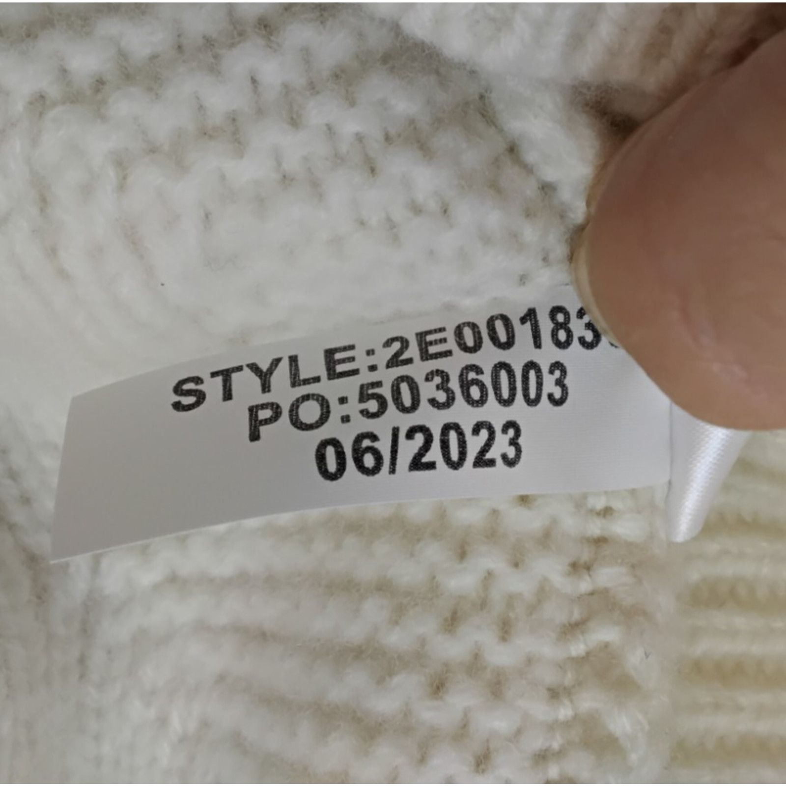 Vineyard Vines Vineyard Vines Merino Sweater Women's M Off White Crop NWT Size M / US 6-8 / IT 42-44 - 8 Thumbnail