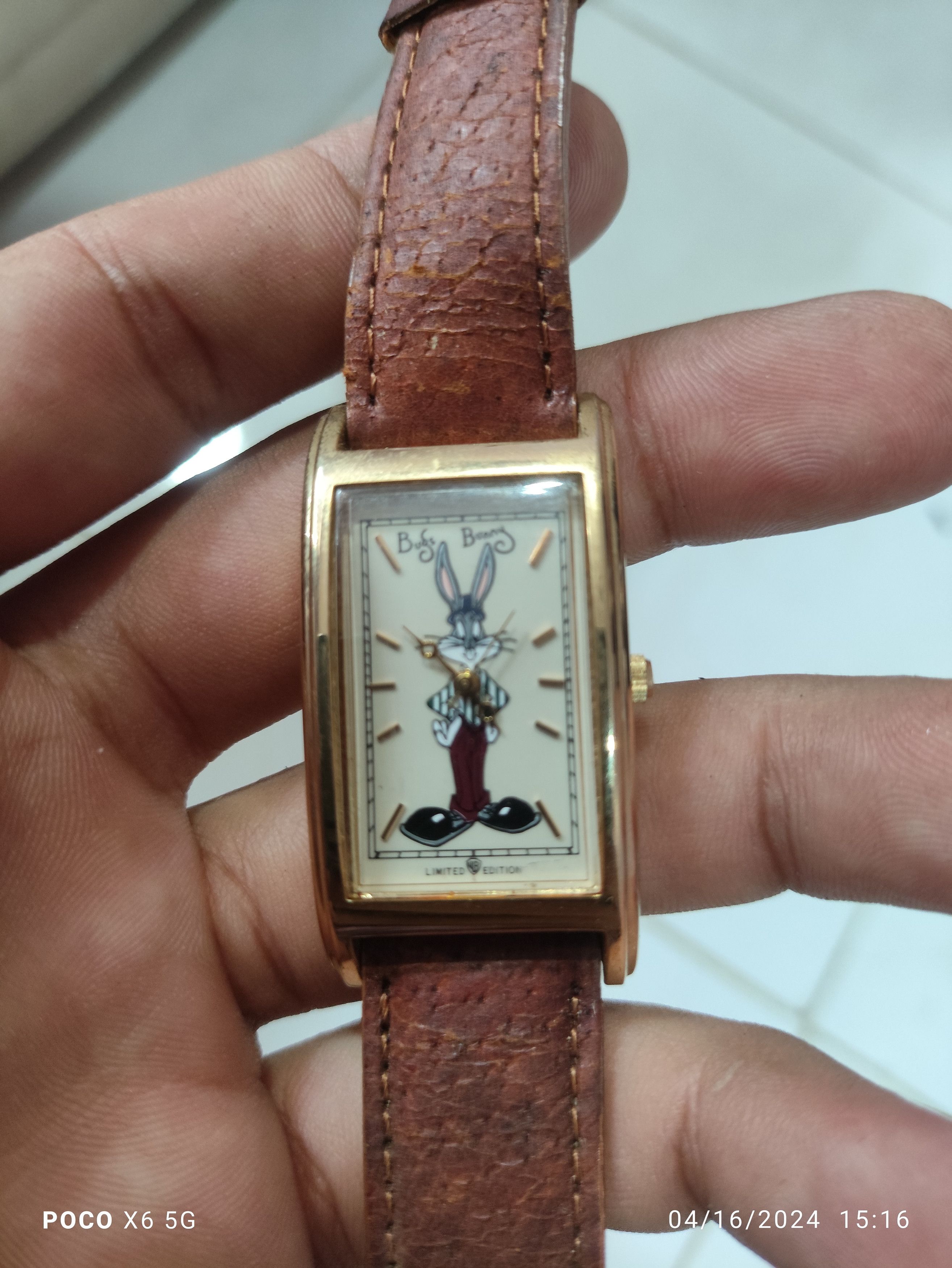 Japanese Brand LIMITED EDITION "BUGS BUNNY" THE WARNER BROS WATCH COLLECT Size ONE SIZE - 4 Thumbnail