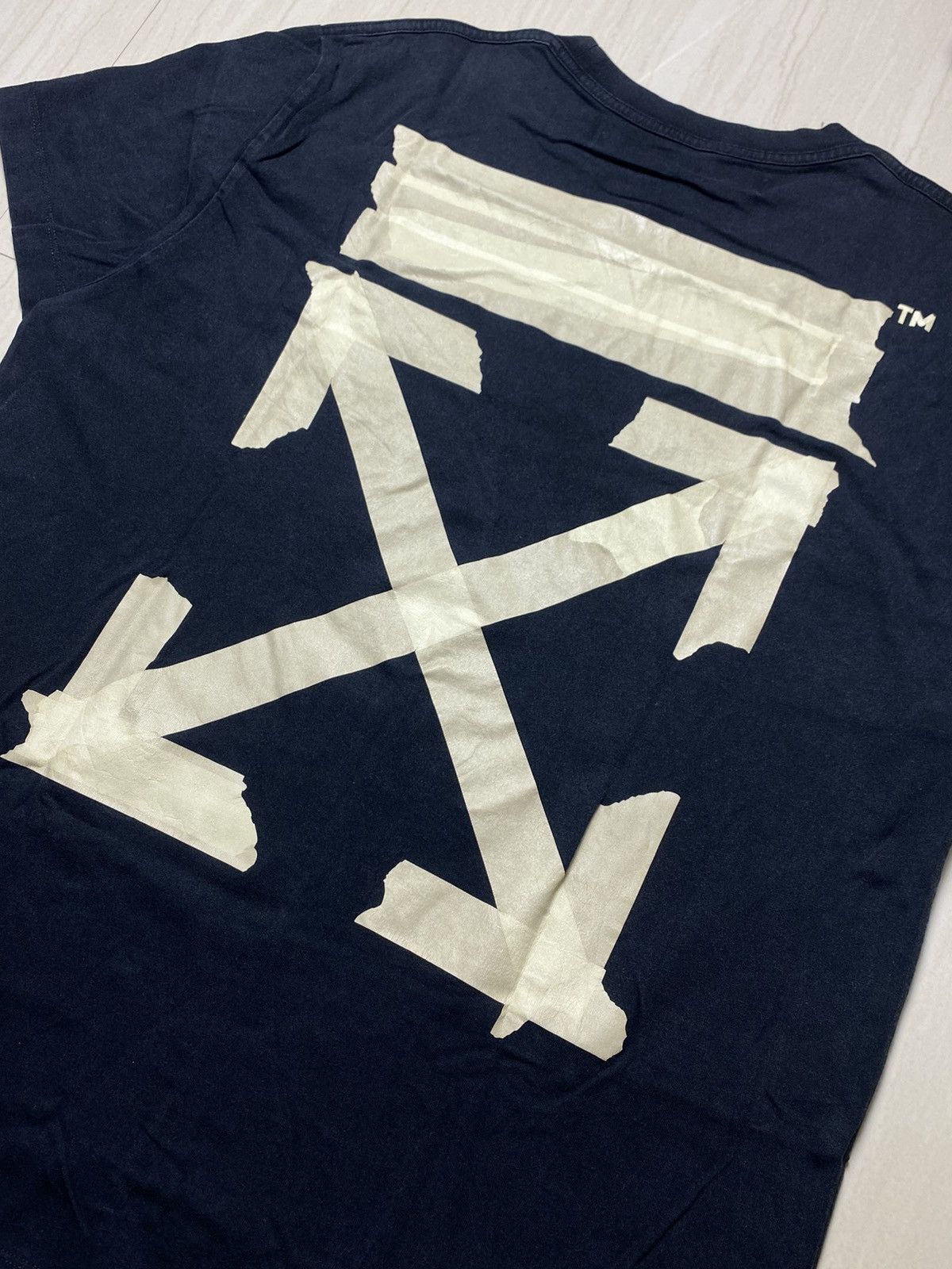 Off-White Off White - Arrow Tape T-Shirt Size US L / EU 52-54 / 3 - 2 Thumbnail