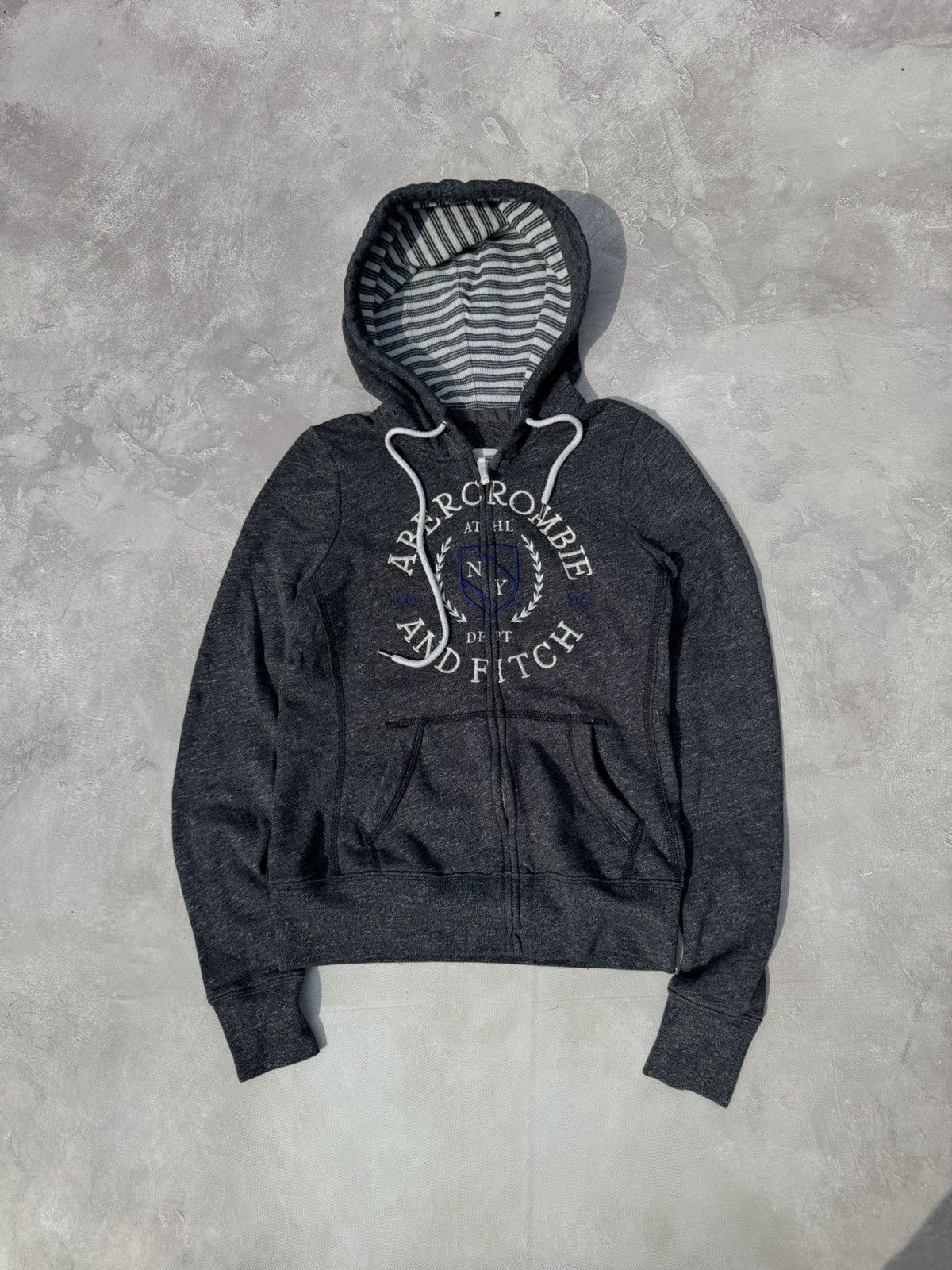 Abercrombie & Fitch Vintage Abercrombie Fitch Y2k Zip Hoodie Size S / US 4 / IT 40 - 1 Thumbnail