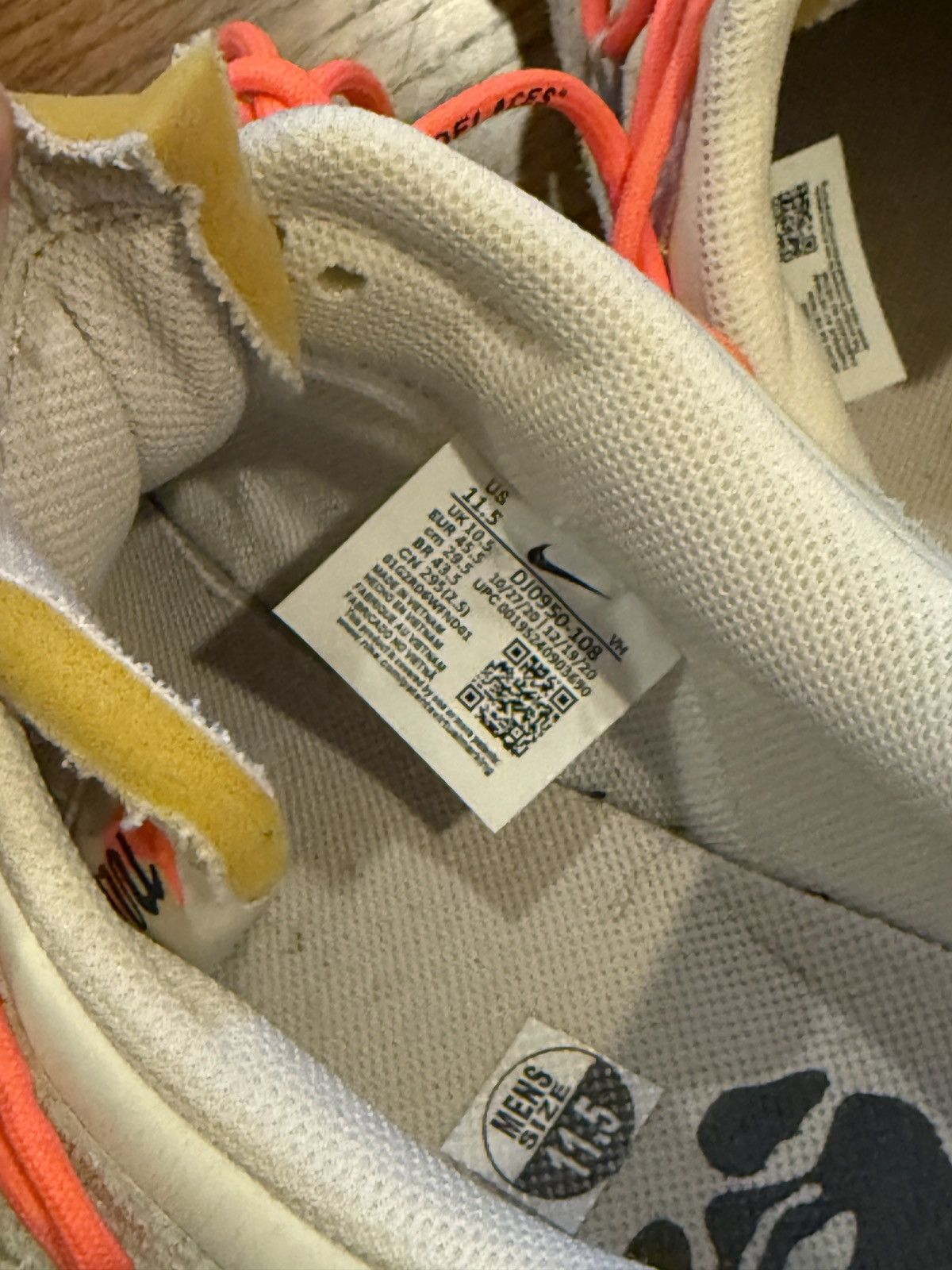 Nike × Off-White Nike Off-White Dunks Lot 11 size 11.5 Size US 11.5 / EU 44-45 - 9 Thumbnail