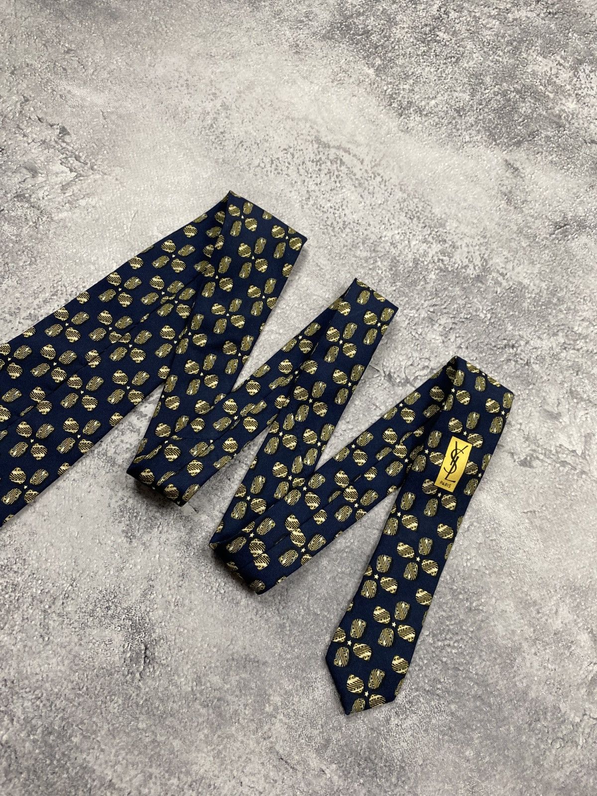 Yves Saint Laurent Yves Saint Laurent YSL Tie Vintage Monogram Old Money 90s Size ONE SIZE - 4 Thumbnail