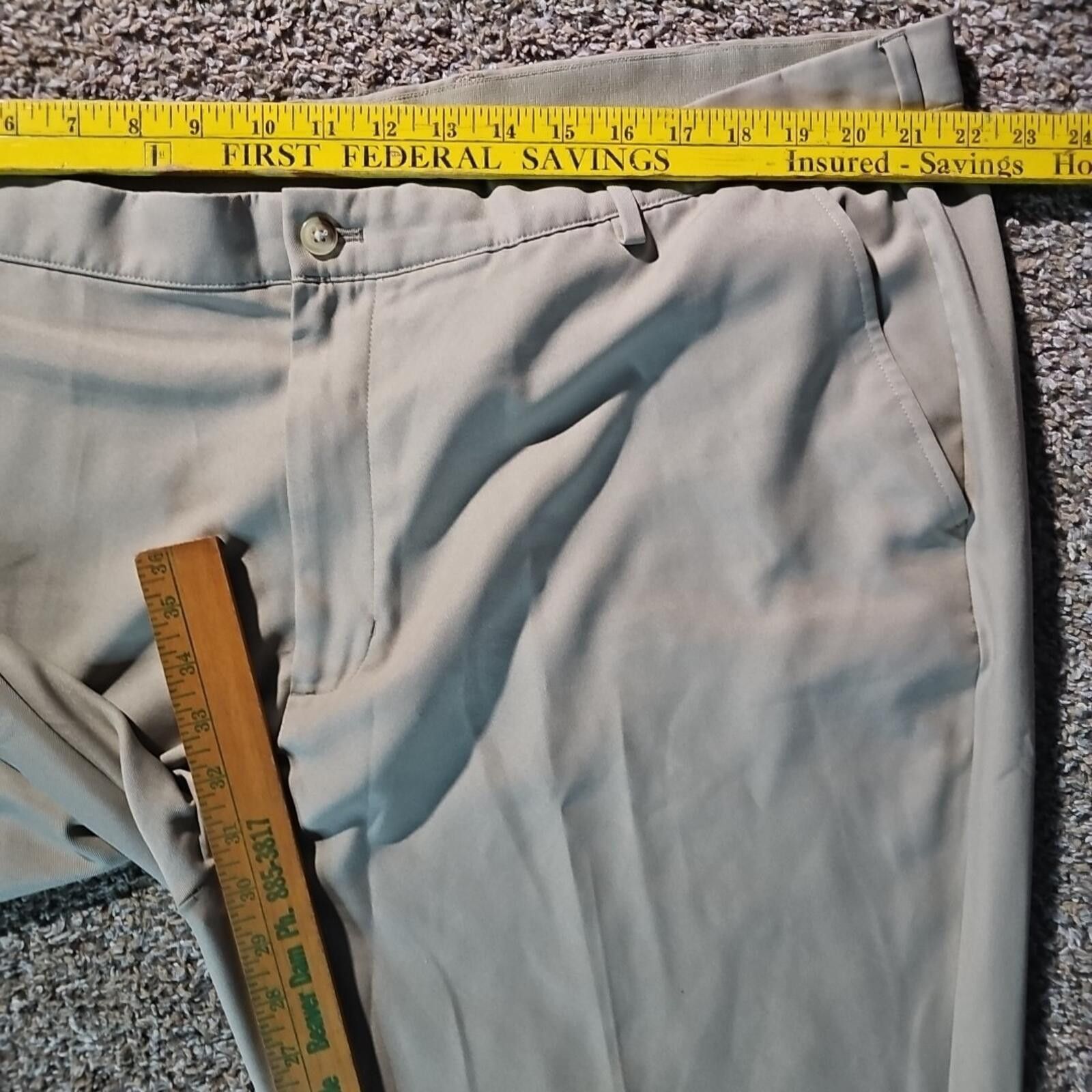 Greg Norman Greg Norman 44x30 Golf Khakis Size US 44 / EU 60 - 5 Thumbnail