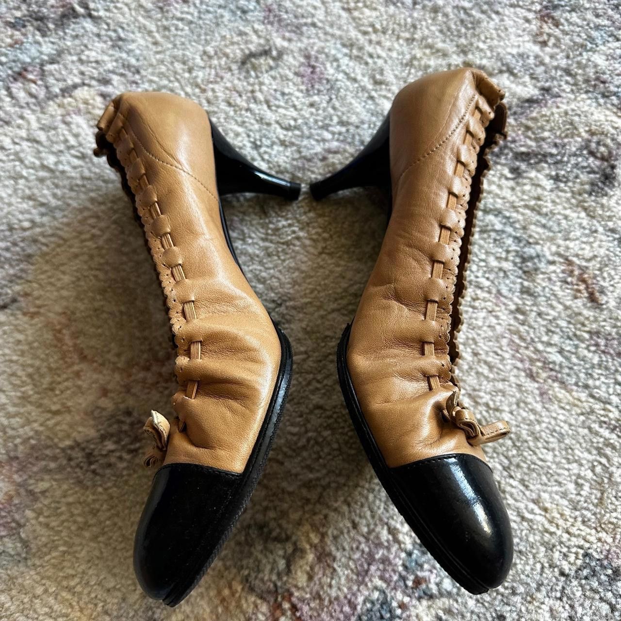 Chanel Chanel Two Tone Ballet Flat Heels Size US 7 / IT 37 - 2 Thumbnail