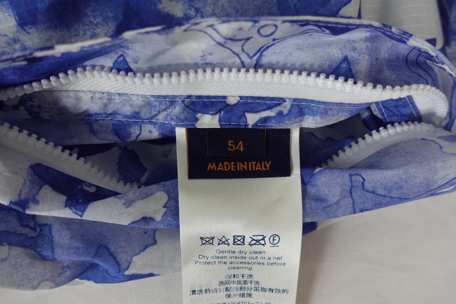 Louis Vuitton Louis Vuitton Watercolor Monogram Windbreaker - Blue Size US XL / EU 56 / 4 - 7 Thumbnail