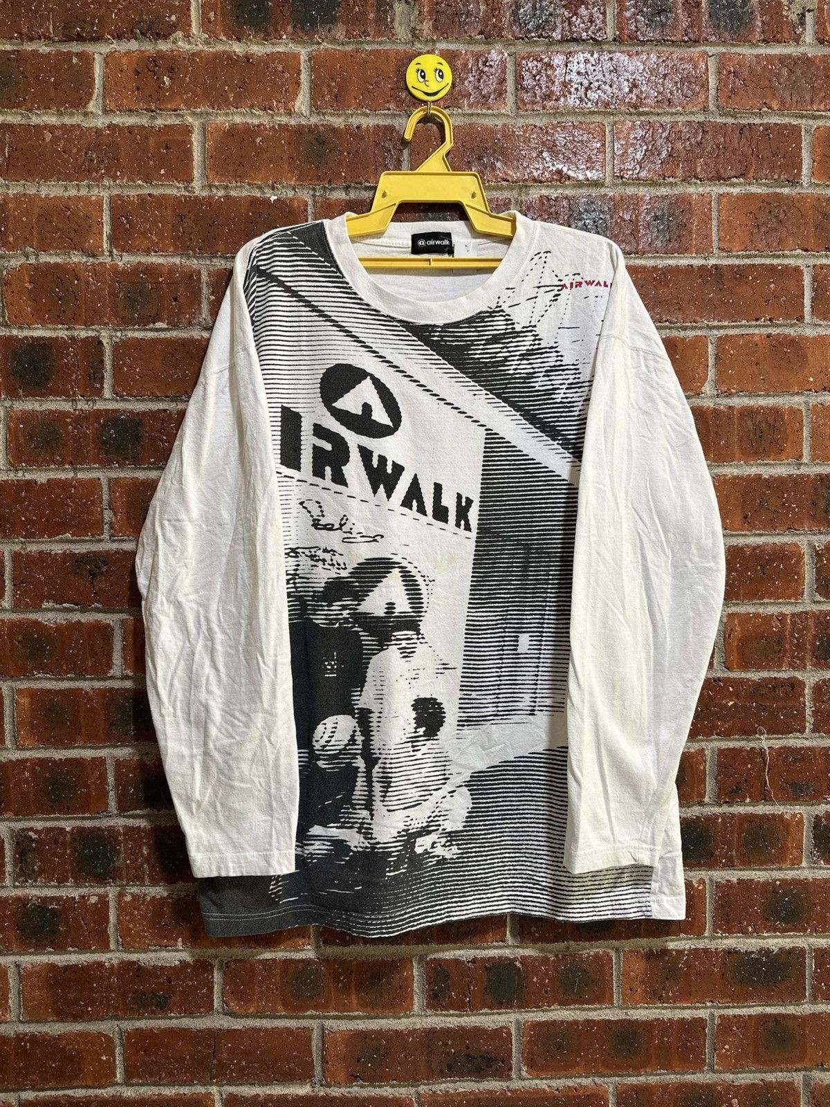 Airwalk Vintage Airwalk Overprint Long Sleeve Tee Size US XXL / EU 58 / 5 - 1 Thumbnail