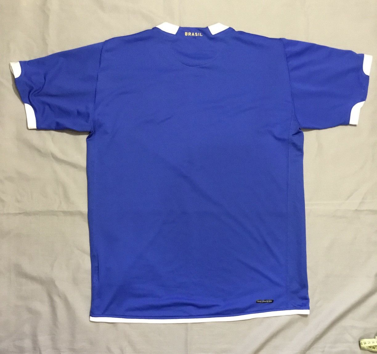 Nike 2004/2005 BRAZIL RARE NIKE SOCCER JERSEY FOOTBALL SHIRT Size US L / EU 52-54 / 3 - 2 Thumbnail