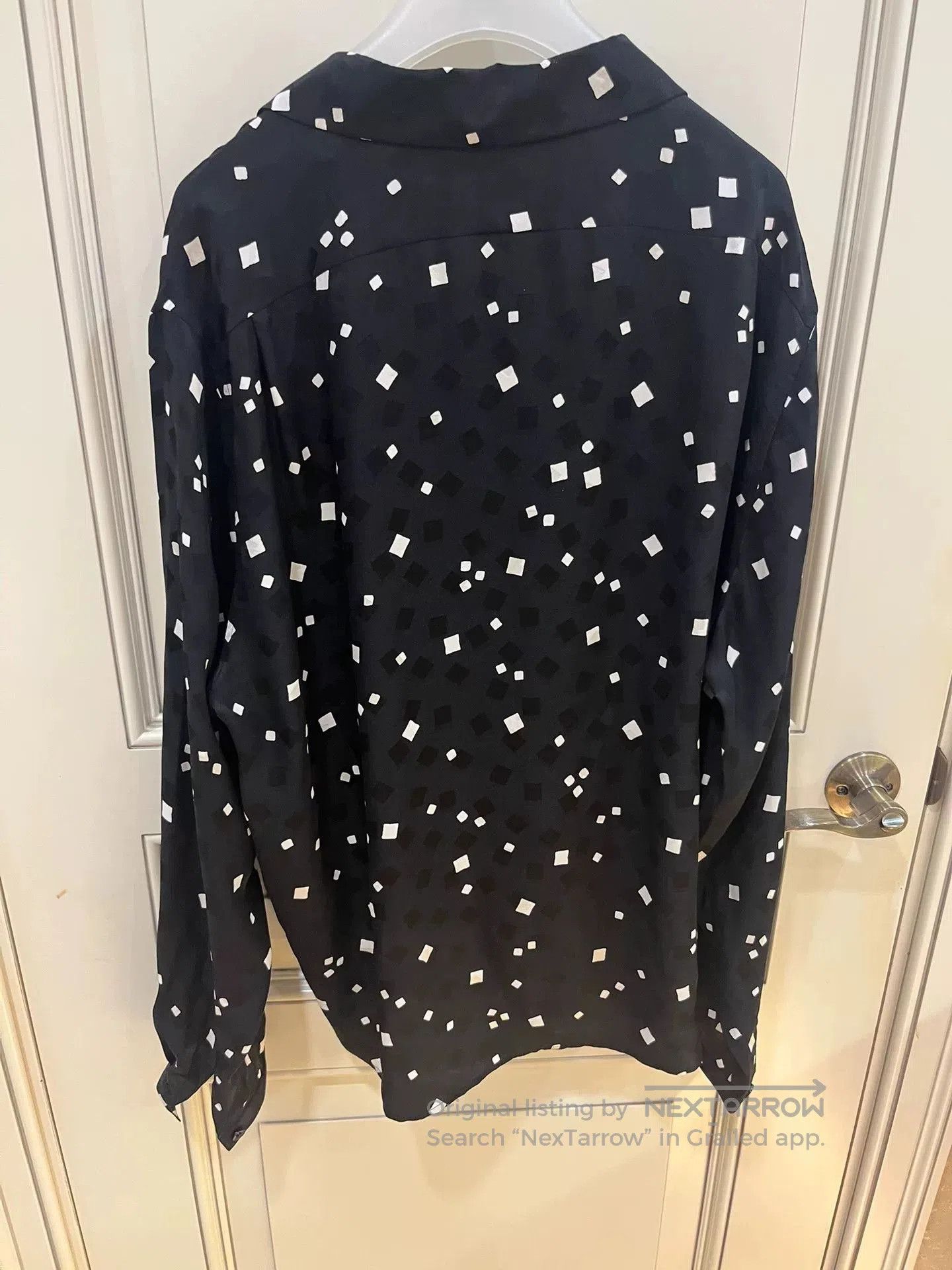 Saint Laurent Paris Saint Laurent Black Silk Square Pattern Shirt. Size US M / EU 48-50 / 2 - 4 Thumbnail