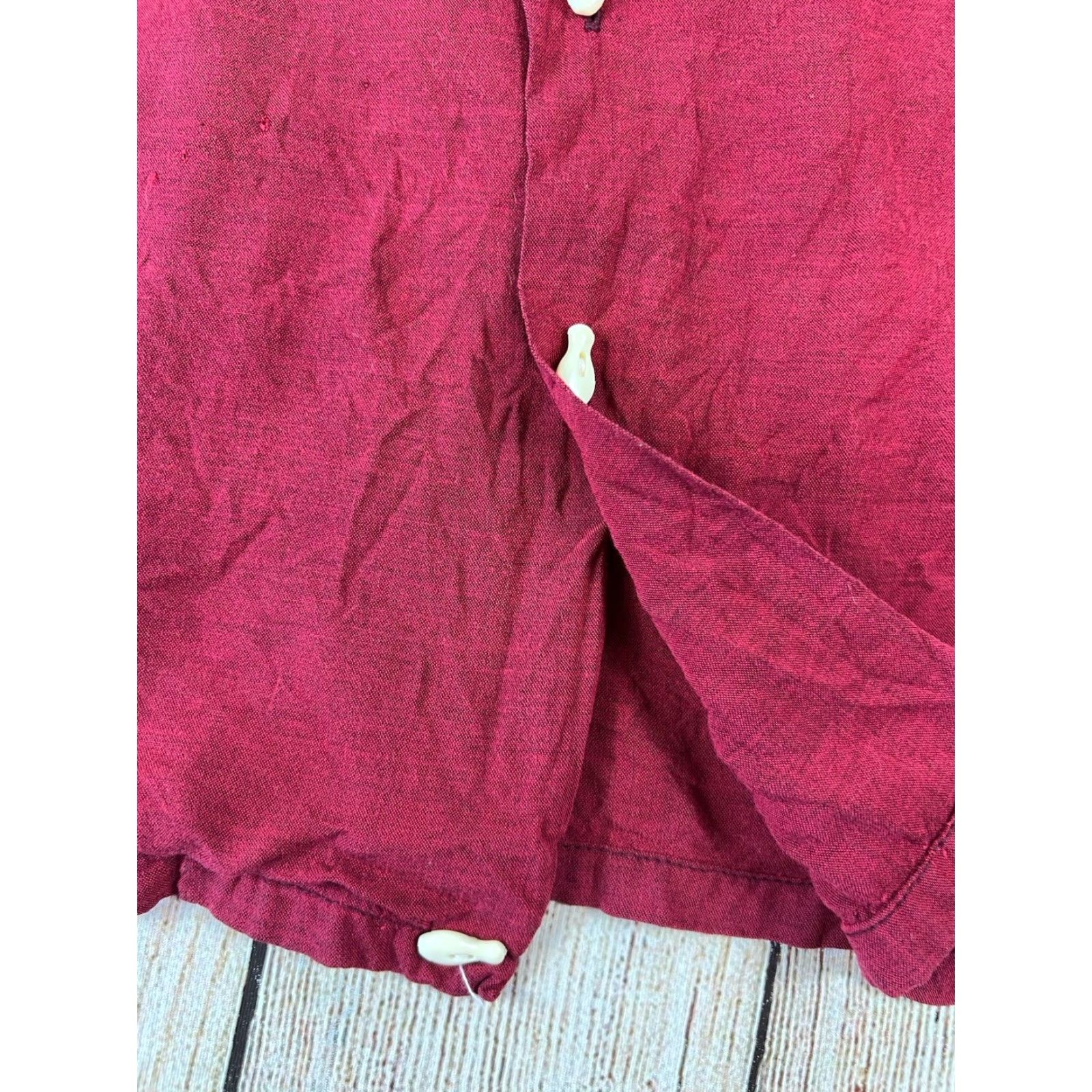 Vintage VINTAGE Air Flo Bowling Shirt Red Small Holes 1950s Cotton Blend Button Shirt M Short Sleeve Mens Size US M / EU 48-50 / 2 - 3 Thumbnail
