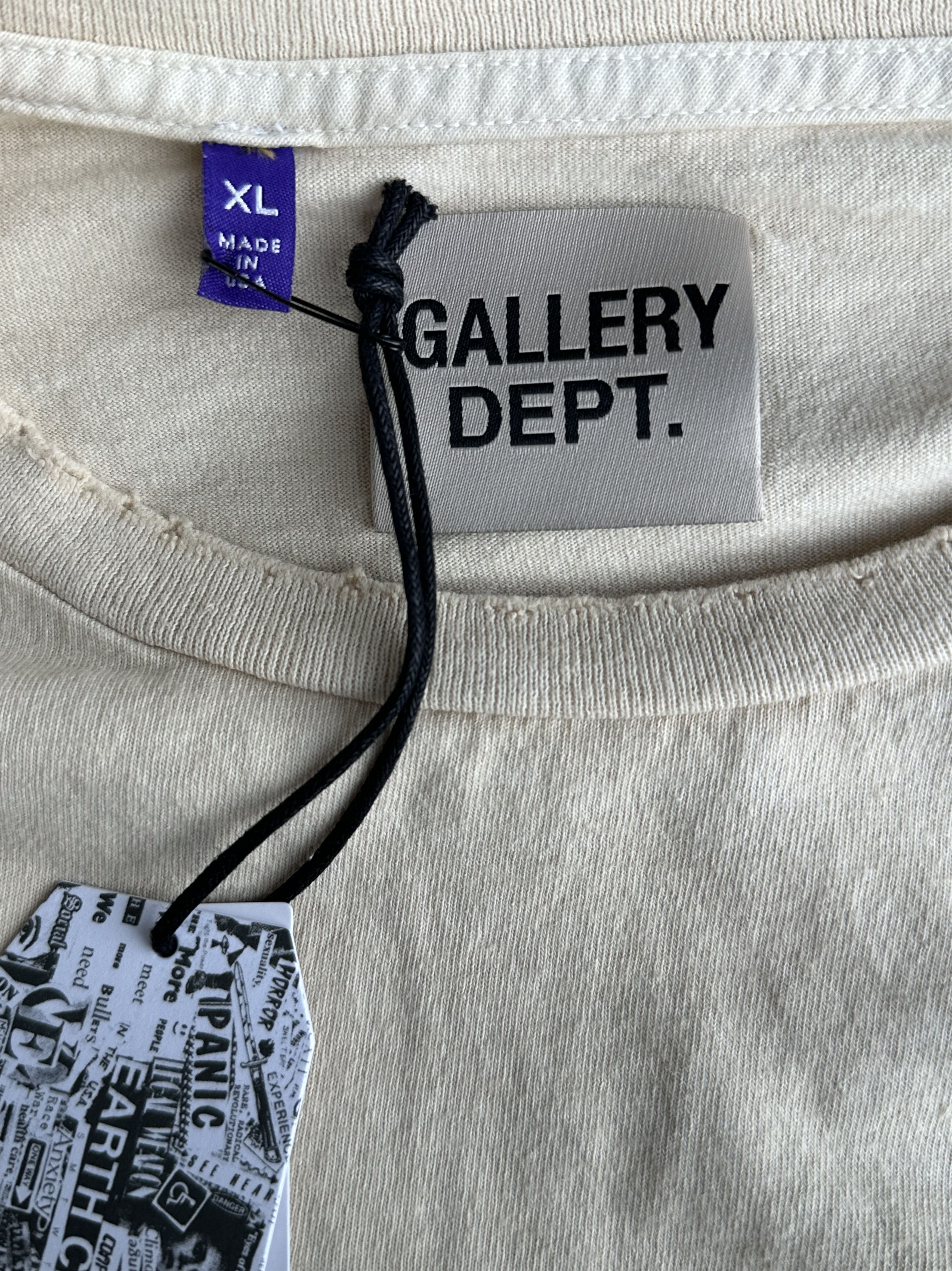 Gallery Dept. Gallery Dept Antique White & Black Boring Logo T-Shirt Size US M / EU 48-50 / 2 - 3 Thumbnail