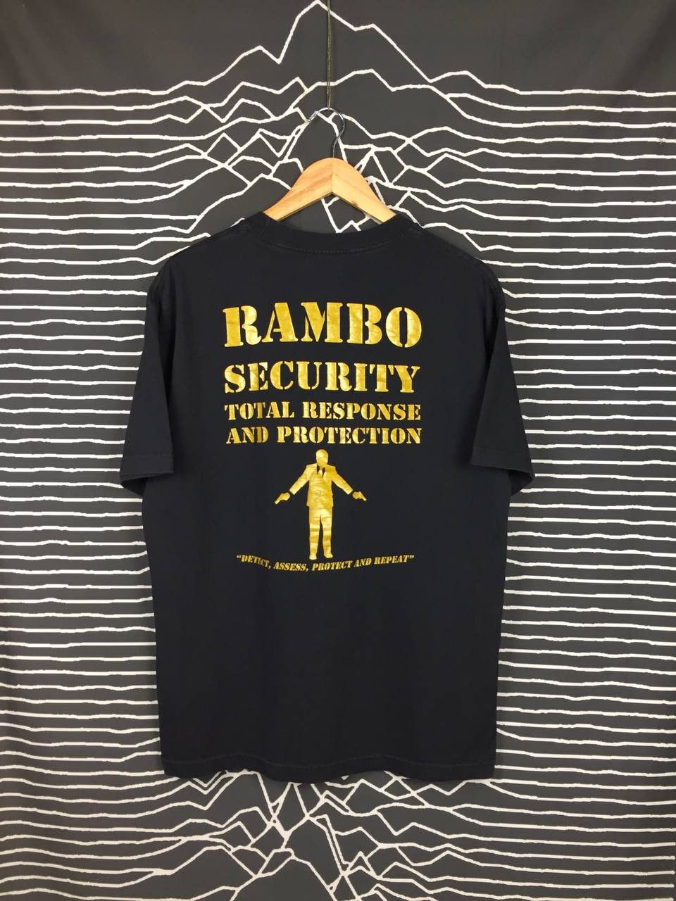 Vintage Rambo Security Services Total Response And Protection Tee Size US L / EU 52-54 / 3 - 1 Thumbnail