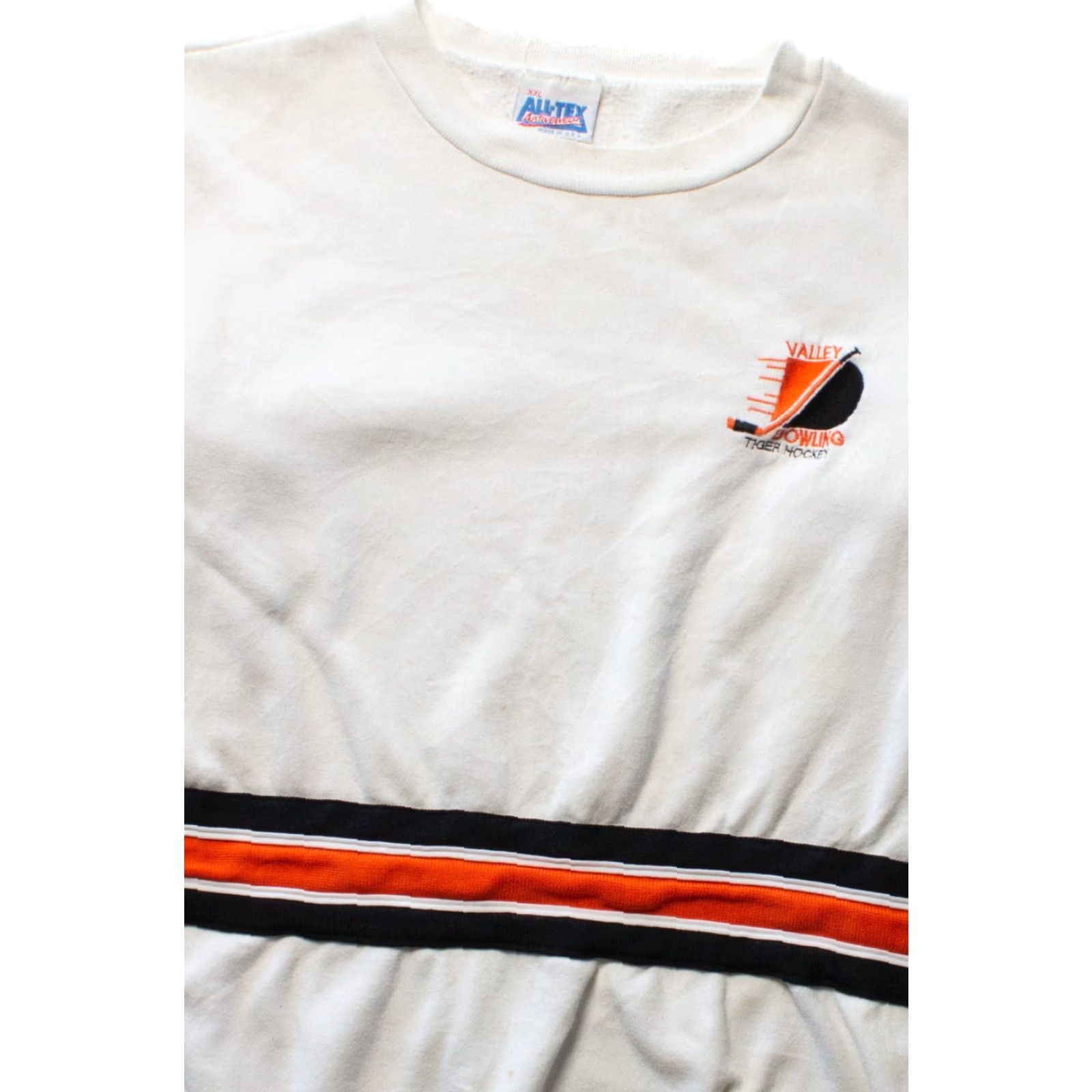 Vintage VINTAGE All-Tex Sweatshirt Tiger Hockey White XX-Large Unisex Adults 90s Pullover Size US XXL / EU 58 / 5 - 2 Thumbnail