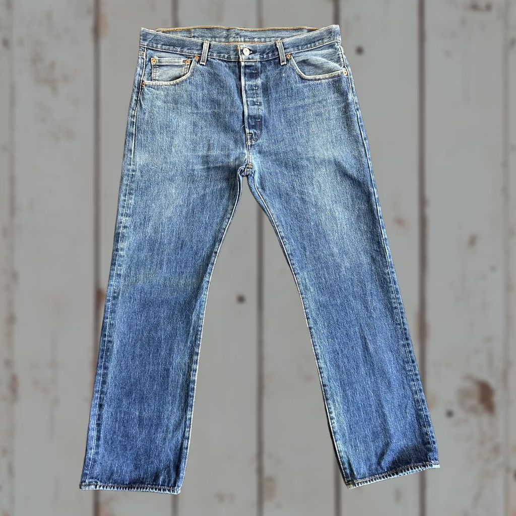 Levi's VINTAGE Levi’s 501 Jeans 36 x 30 Men’s Denim Medium Wash Button Fly Grunge Skate Jeans Retro 90s Mens Size US 36 / EU 52 - 1 Thumbnail