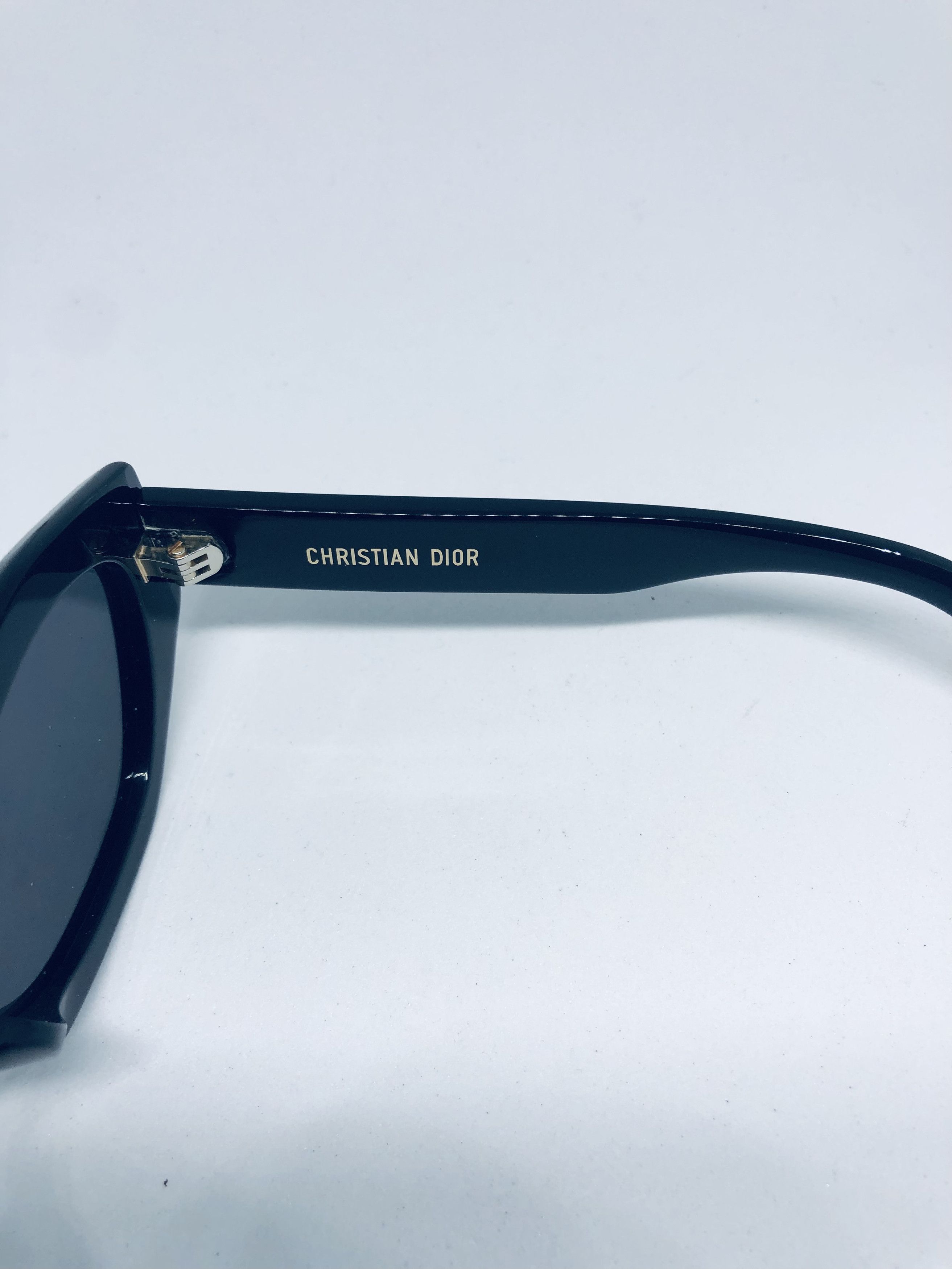 Dior Dior Signature B1U Black/Grey Butterfly Frame Women's Size ONE SIZE - 10 Thumbnail