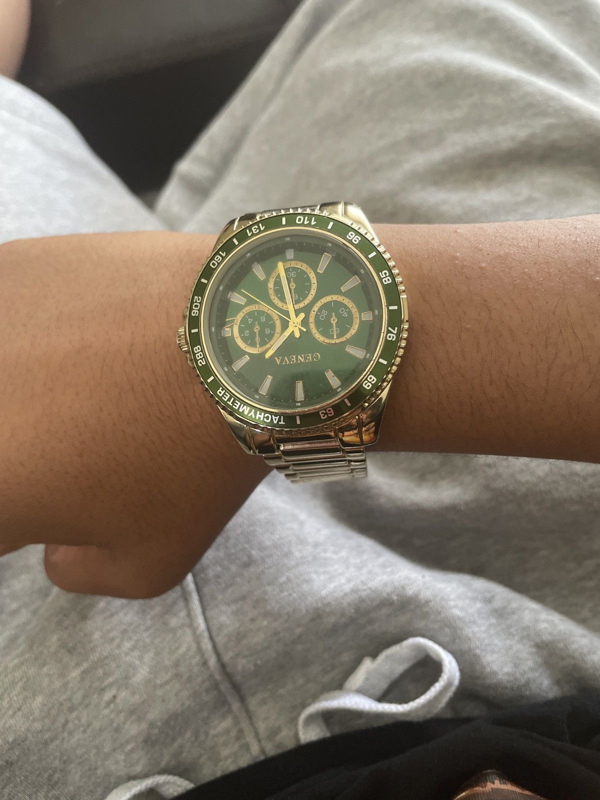 Geneva Geneva luxury watch Size 30 - 6 Thumbnail