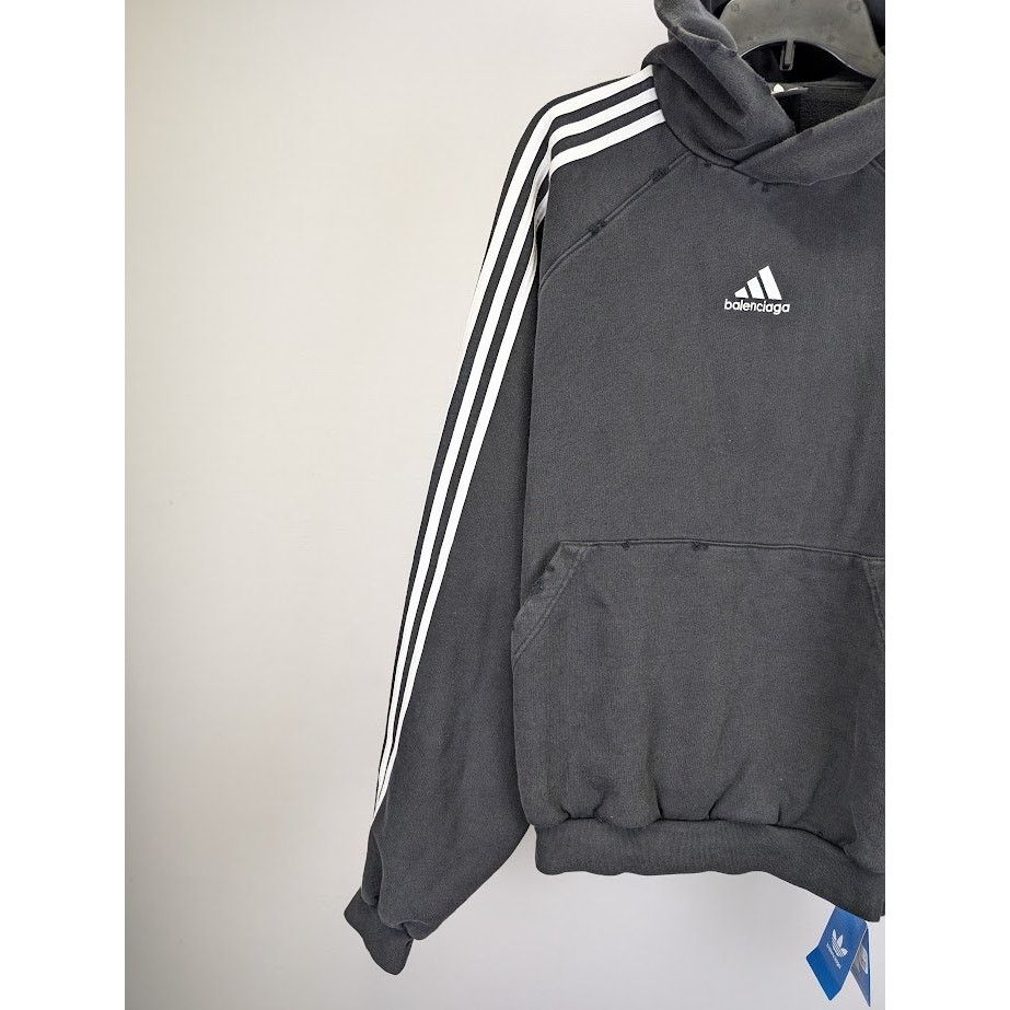 Balenciaga o1rshd1 Pullover Hoodie in Multicolor Size US M / EU 48-50 / 2 - 6 Thumbnail