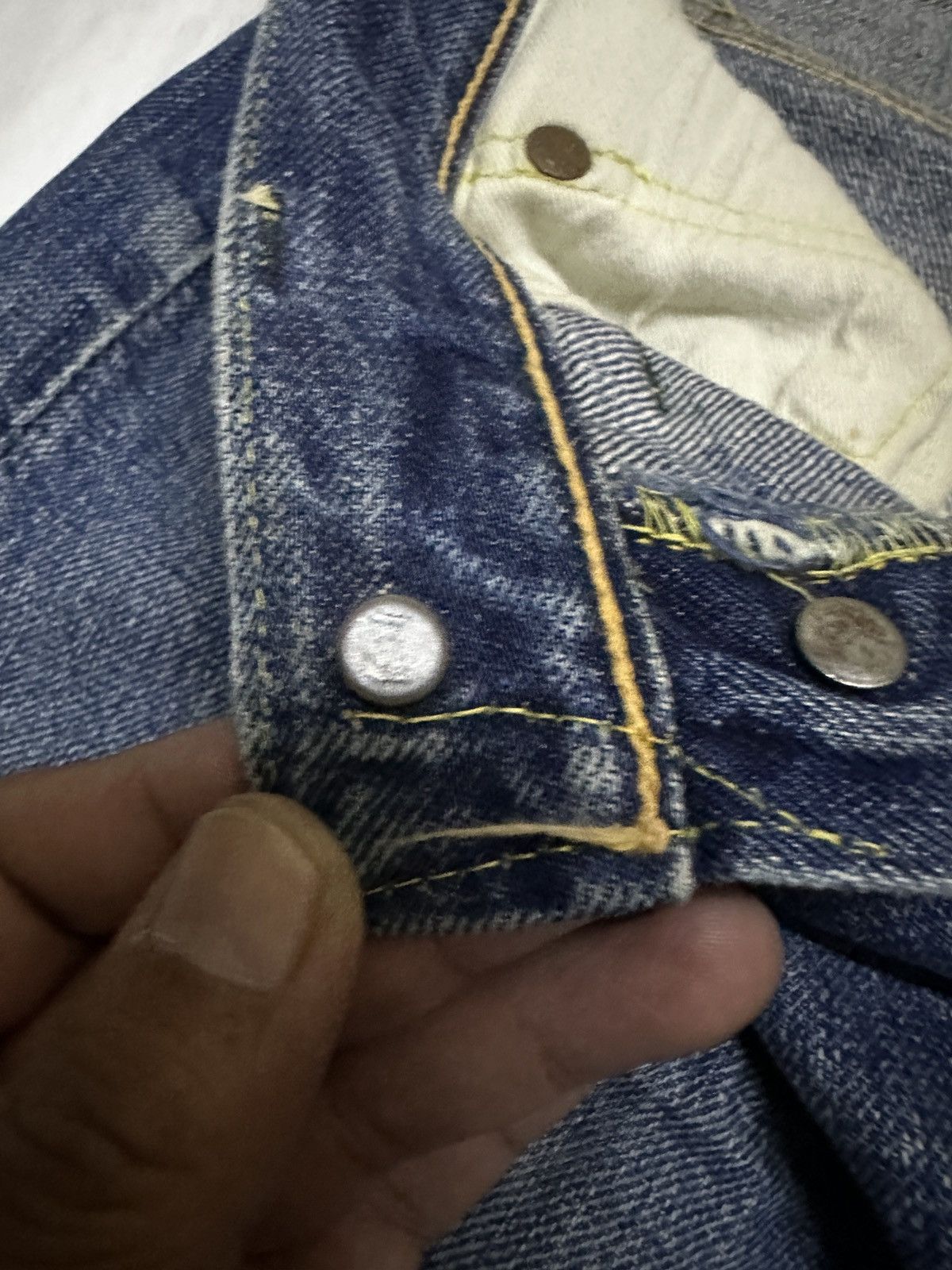 Levi's SOLD SOLD SOLD!! Vintage Levis big e 501 hidden rivet 1950’s Size US 31 - 7 Thumbnail