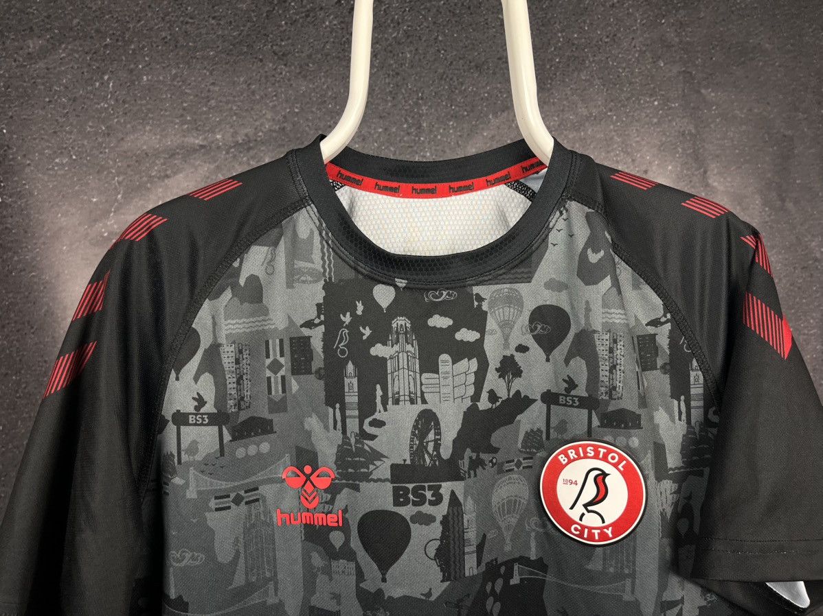 Other Bristol city England football soccer jersey shirt Hummel Size US M / EU 48-50 / 2 - 6 Thumbnail