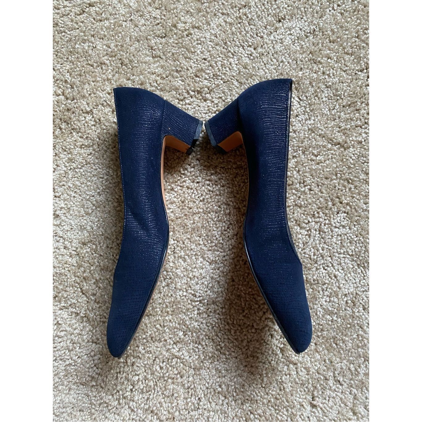 Salvatore Ferragamo Salvatore Ferragamo Vintage Navy Blue Pumps, Block Heels, Size 8.5 Size US 8.5 / IT 38.5 - 14 Thumbnail