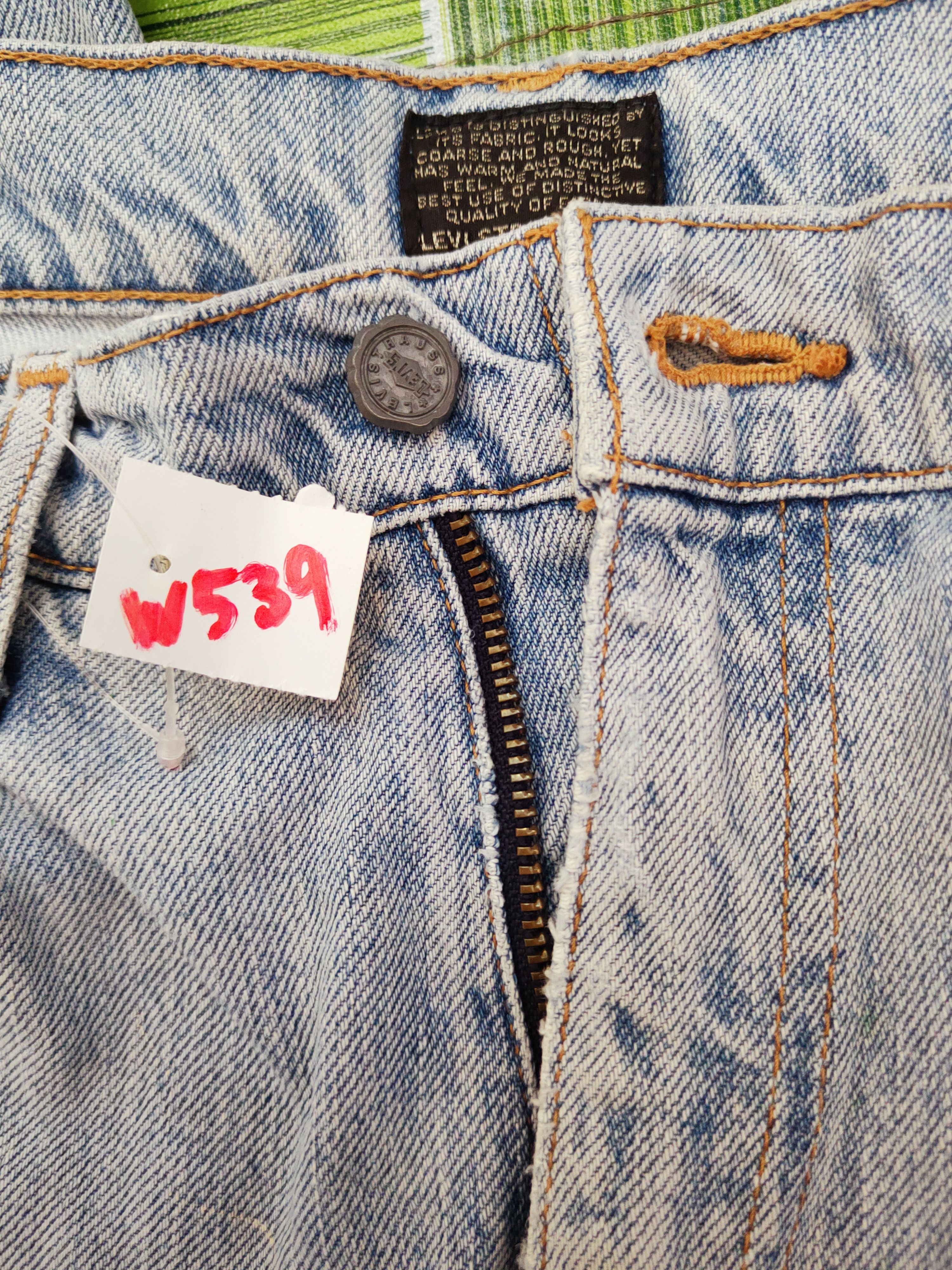 Levi's Levi's painter vintage Blue Distressed Ripped Jeans #W539 Size US 33 - 18 Thumbnail