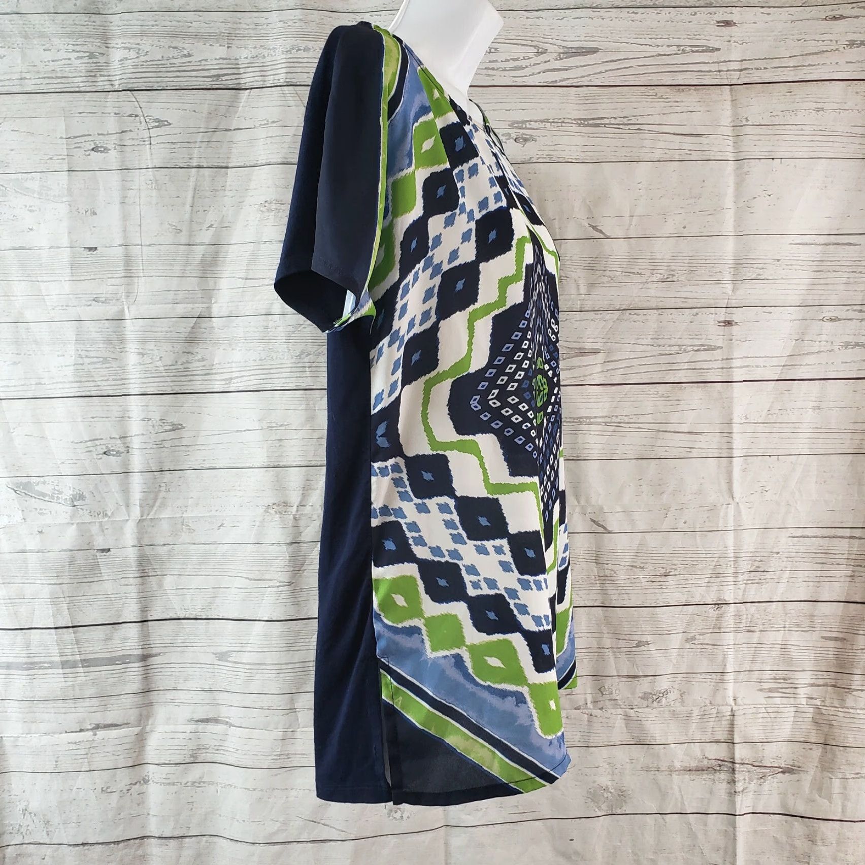 Vintage Zenergy by Chicos Womens Top Blouse Short Sleeve Size Small Blue Green Casual Geometric Pattern 2020s Mens/Womens? Size S / US 4 / IT 40 - 2 Thumbnail