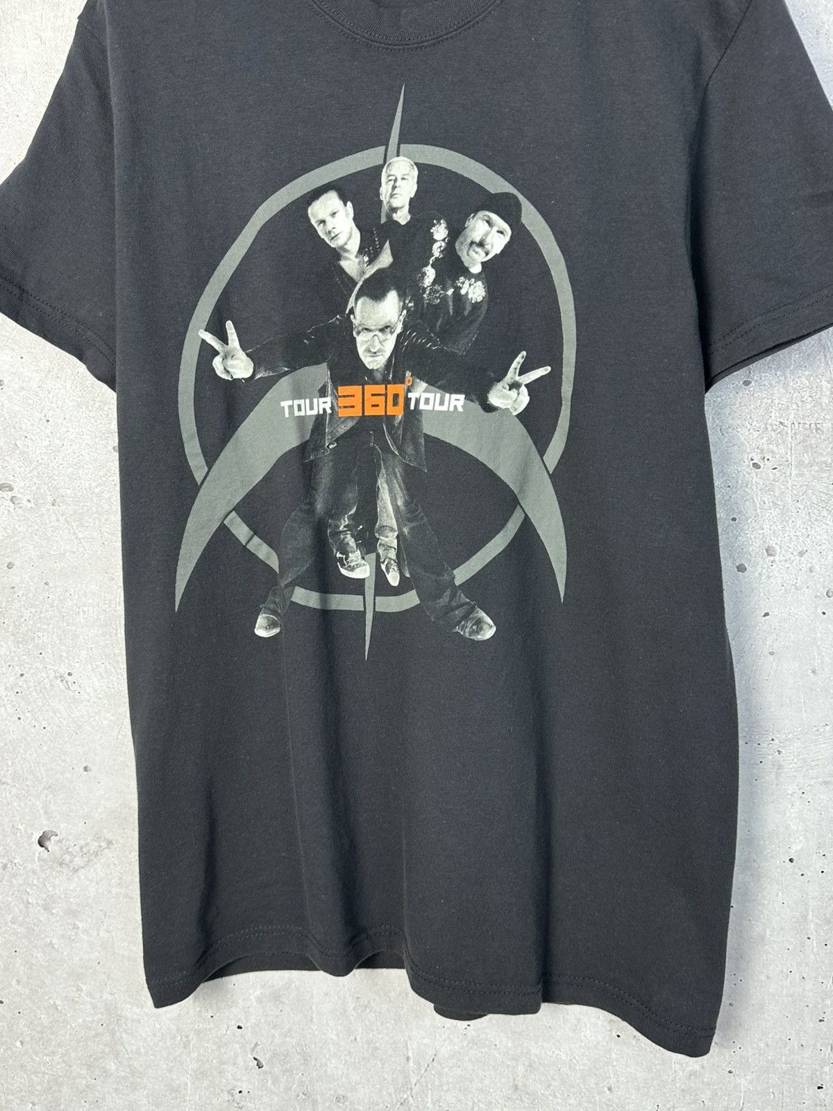 Band Tees U2 360 World Tour Printed Short Sleeve T-shirt Size US S / EU 44-46 / 1 - 2 Thumbnail