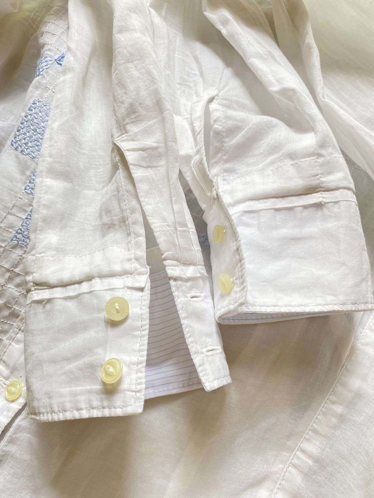 Marithe + Francois Girbaud MARITHE + FRANÇOIS GIRBAUD White shirt with blue embroidery Size M / US 6-8 / IT 42-44 - 15 Thumbnail
