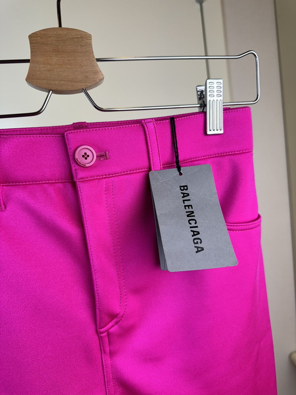 Balenciaga Balenciaga hot pink neon leggings slim trousers spandex XS Size 25" / US 0 / IT 36 - 17 Thumbnail
