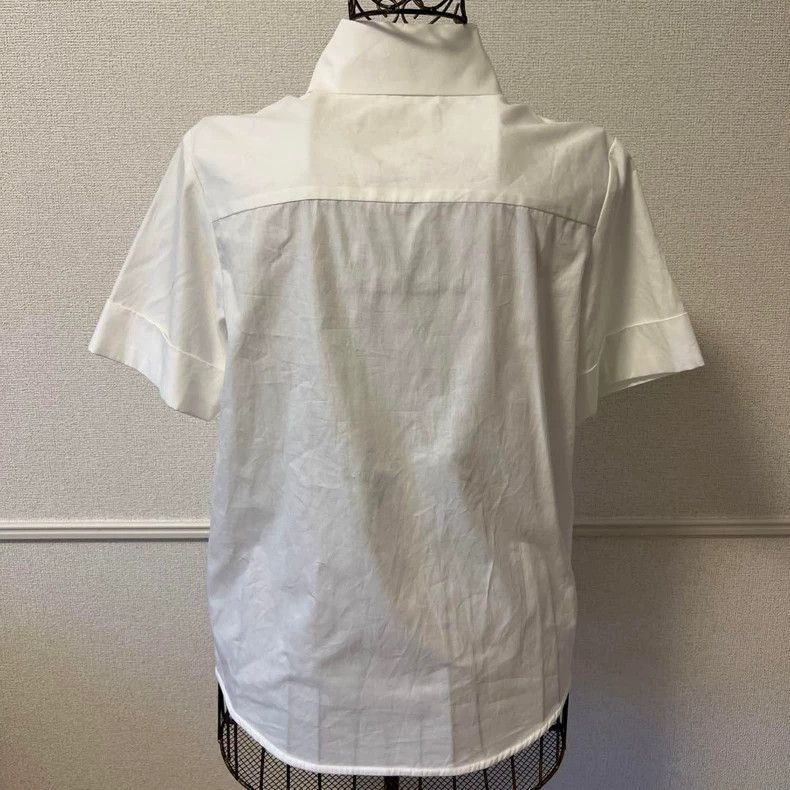 Vivienne Westwood Vivienne Westwood Cutout heart short-sleeve white shirt Size S / US 4 / IT 40 - 5 Thumbnail