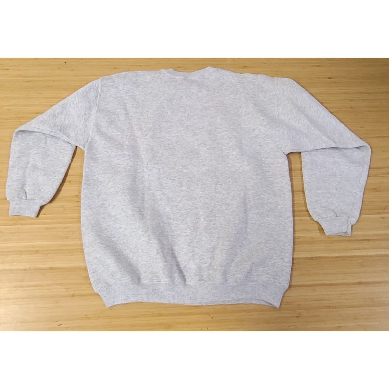 Hanes VINTAGE Hanes Sweatshirt Church Lutheran Logo Gray Size L Mens Regular Pullover Long Sleeve Cotton Blend Fleece All Seasons 80s 90s USA Made Size US L / EU 52-54 / 3 - 4 Thumbnail