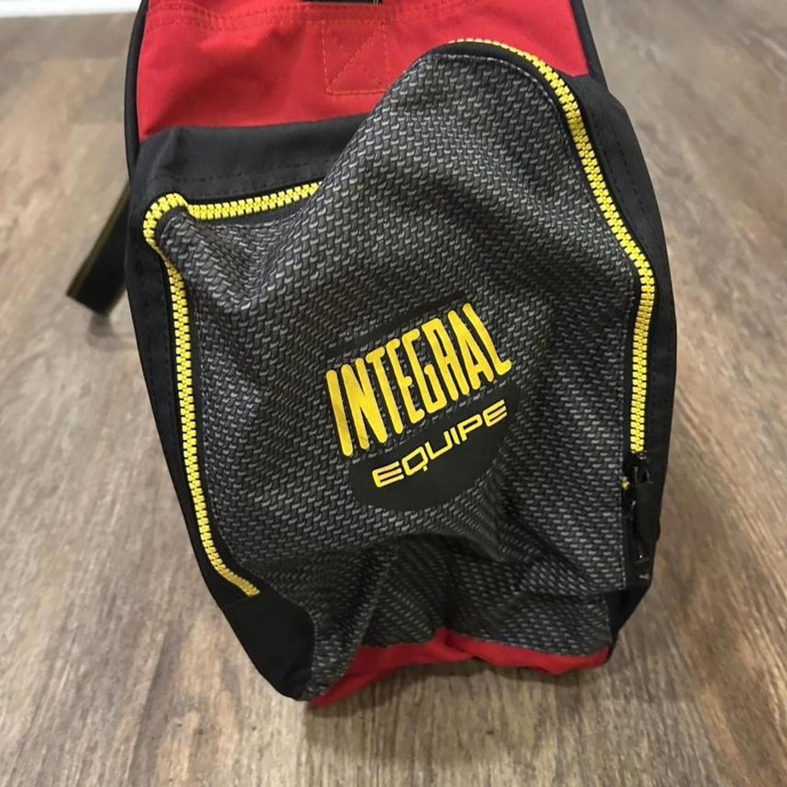Salomon Vintage Salomon Equipe Prolink Ski Shoulder Bag Size ONE SIZE - 3 Thumbnail