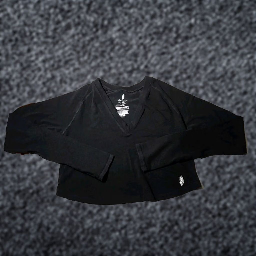Vintage FP Movement Shirt Womens Medium Black Crop Top Casual Stretch Tee Minimalist Size M / US 6-8 / IT 42-44 - 1 Thumbnail