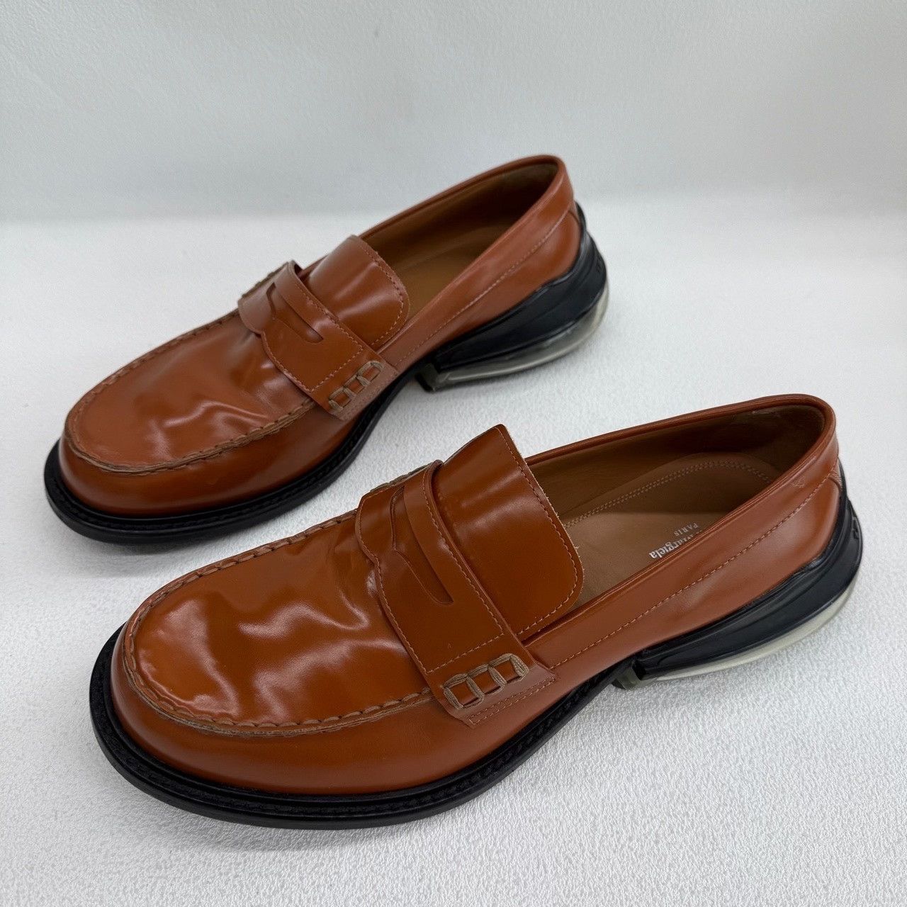 Maison Margiela Maison Margiela Brown Lowtop Sneakers 9 Men Size US 9 / EU 42 - 1 Thumbnail