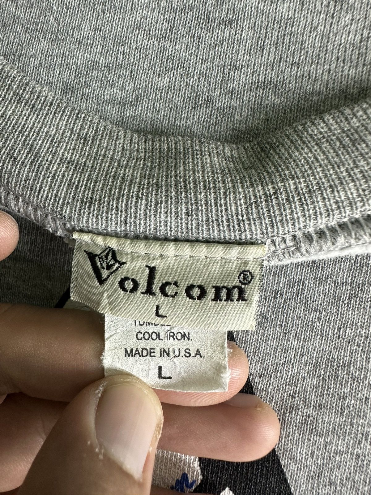 Vintage × Volcom Vintage Volcom Center Logo Sweatshirt Size US L / EU 52-54 / 3 - 10 Thumbnail
