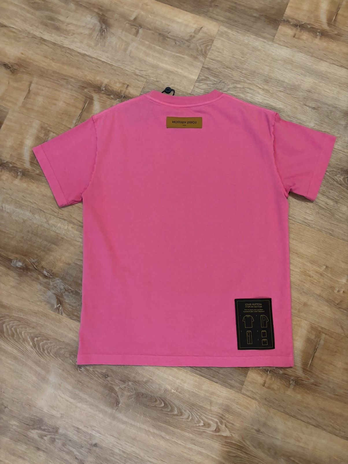 Louis Vuitton Louis Vuitton Pink Inside Out Tee Shirt Size XS Size US XS / EU 42 / 0 - 2 Thumbnail