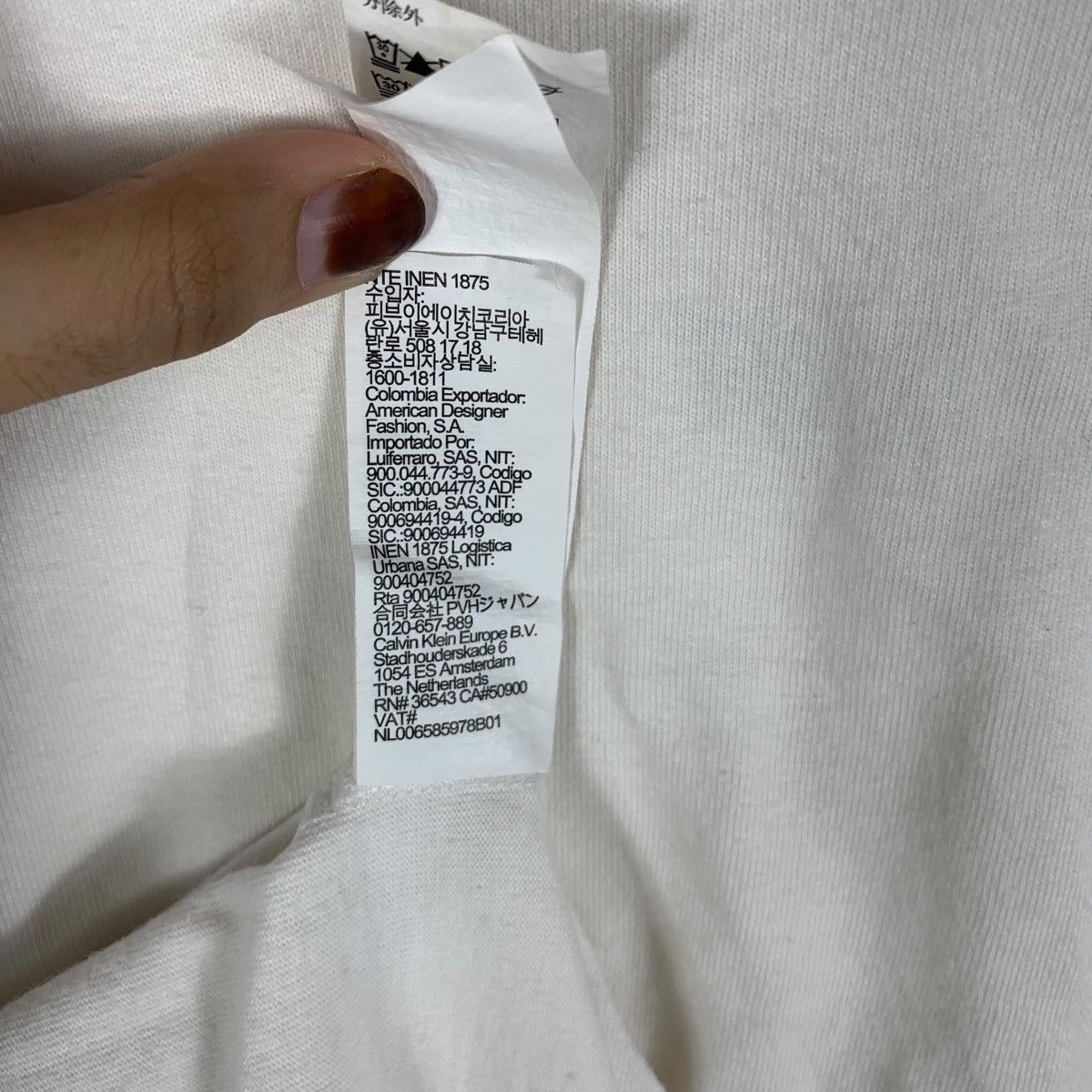 Calvin Klein CALVIN KLEIN CK New York Center Logo Boxy Tee Shirt Top Size M / US 6-8 / IT 42-44 - 14 Thumbnail