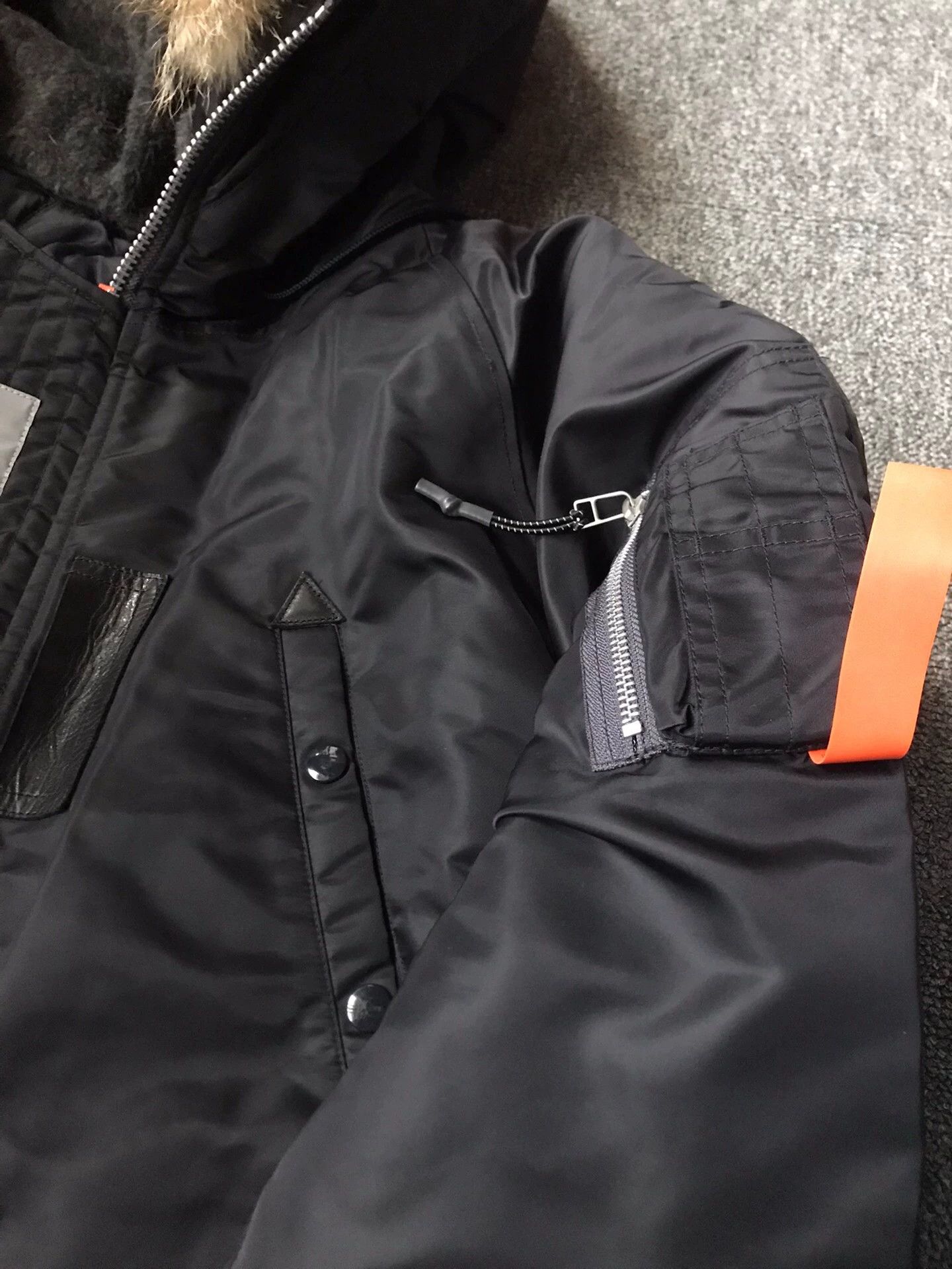 NBDN Nobrandedon NBHD L long hooded quilted P棉 swallowtail reflective Size US L / EU 52-54 / 3 - 6 Thumbnail