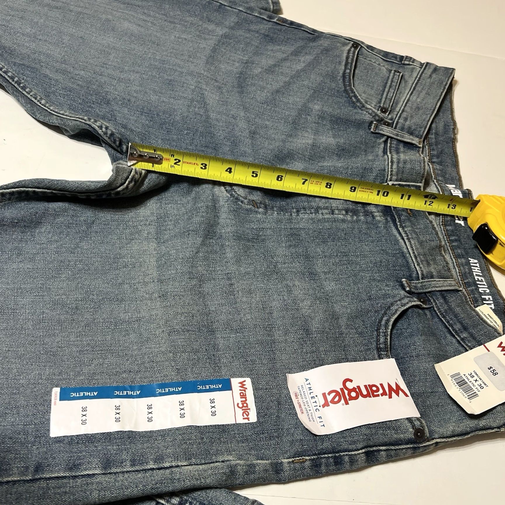 Wrangler Wrangler Athletic Fit Jeans Mens 38x30 Blue Denim 5-Pocket Zip Logo NWT Ridge Cowboy Casual Tapered Stretch Cotton Blend Jeans Shirt? Size US 38 / EU 54 - 4 Thumbnail