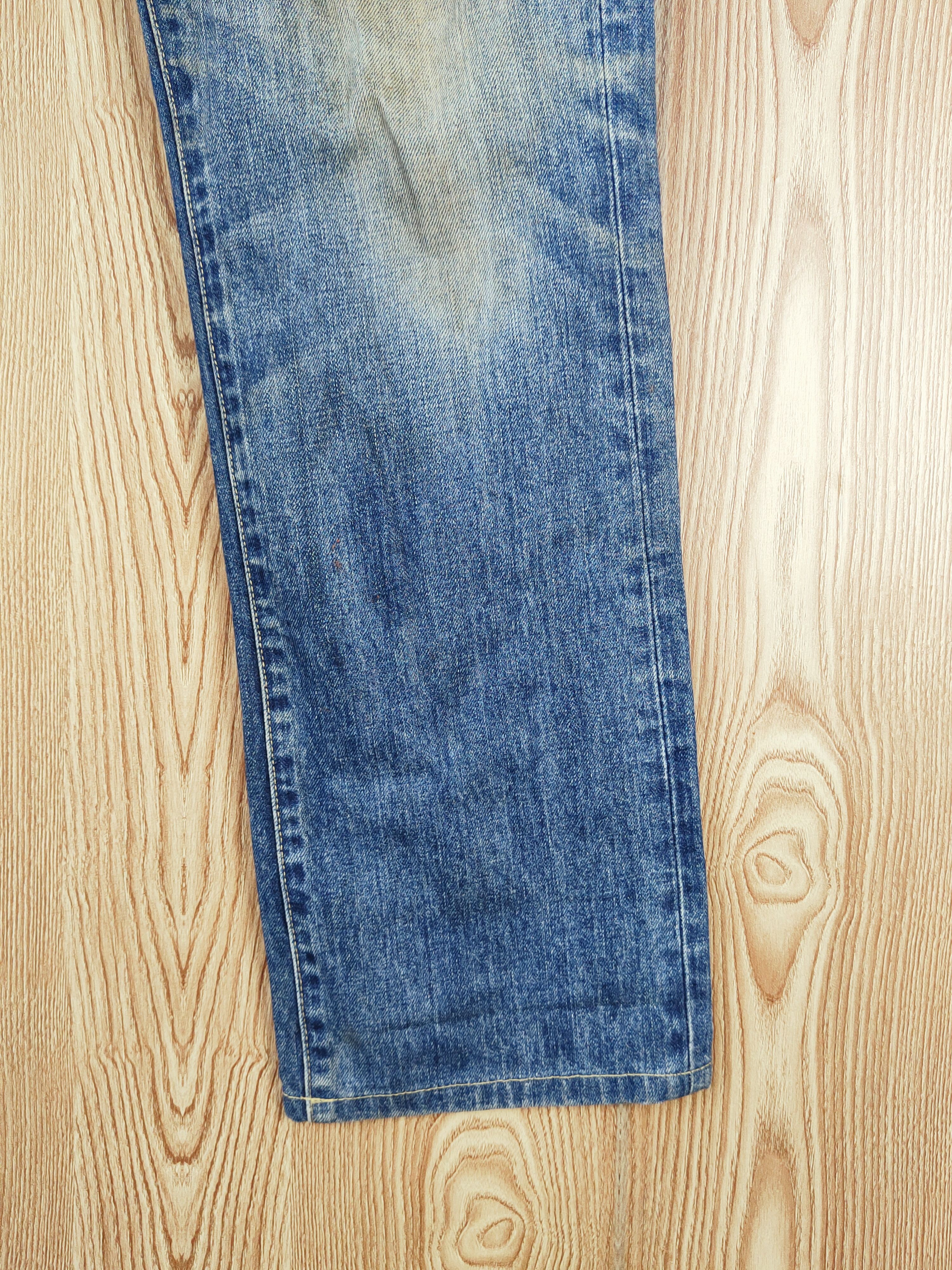 Uniqlo × Vintage Uniqlo Blue Faded Distressed Ripped Jeans Size US 34 / EU 50 - 7 Thumbnail