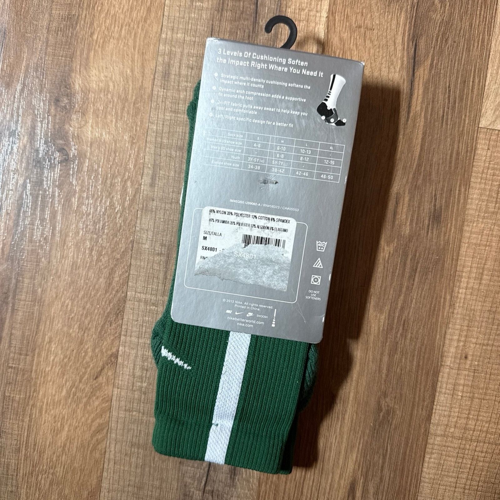 Nike 2013 Nike Hyper Elite Cushioned Basketball Crew Socks Size ONE SIZE - 3 Thumbnail