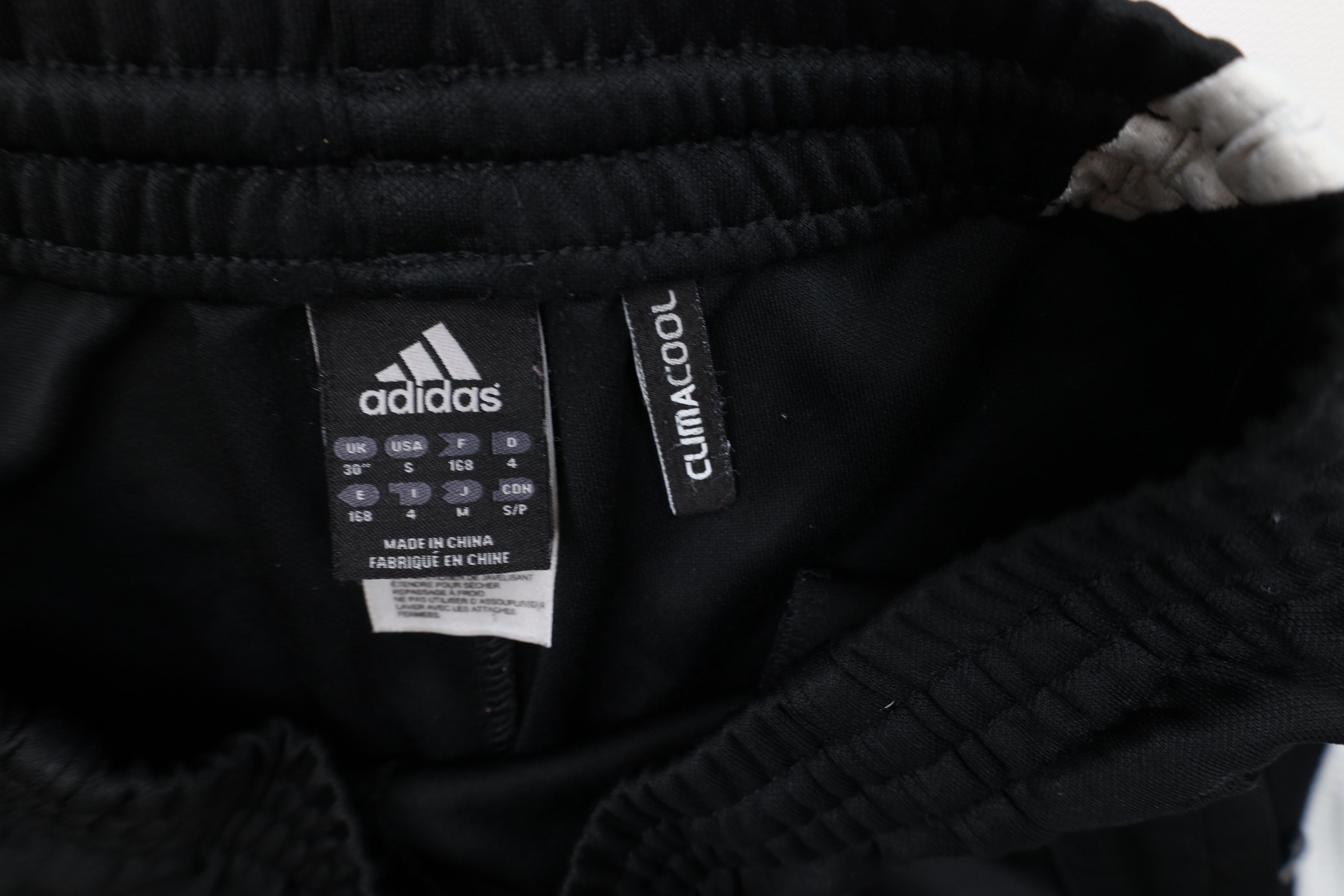 Adidas Vintage Y2K Adidas Striped Tapered Leg Soccer Warm Up Pants Size US 32 / EU 48 - 9 Thumbnail