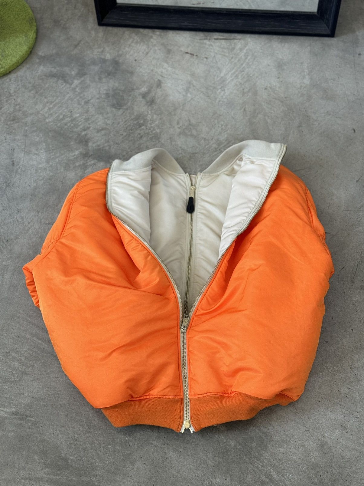 Alpha Industries × Vetements VETEMENTS X ALPHA INDUSTRIES DOUBLE ZIP BOMBER Size US L / EU 52-54 / 3 - 7 Thumbnail